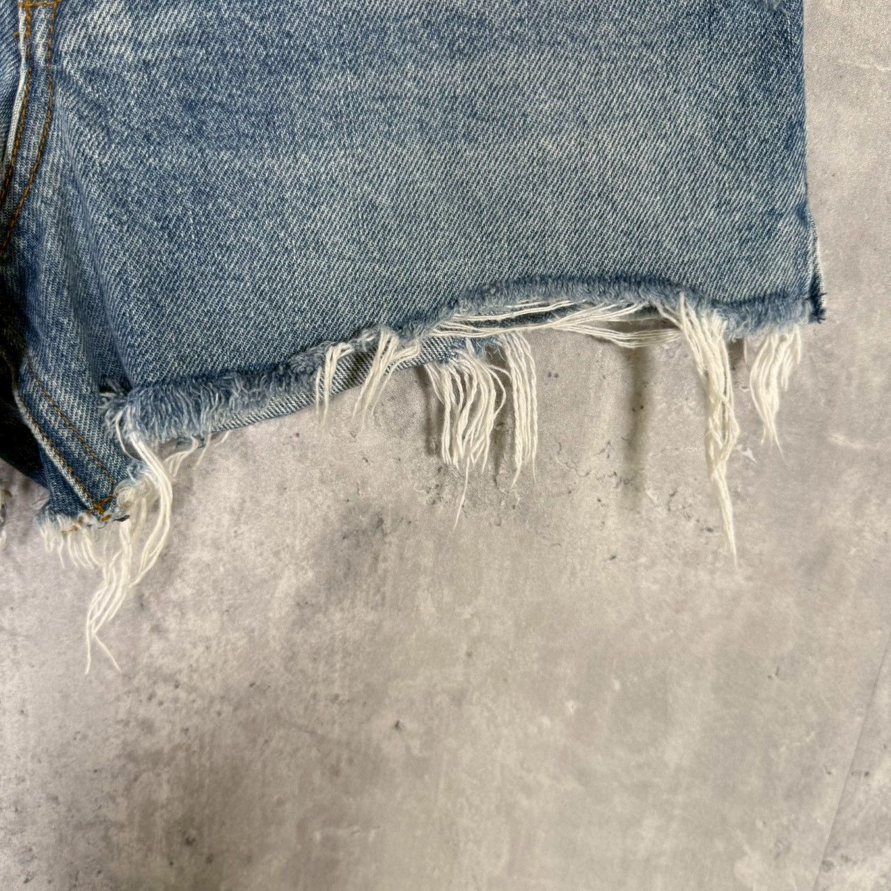 ALEXANDER WANG』アレキサンダーワン（24）カットオフデニムショート