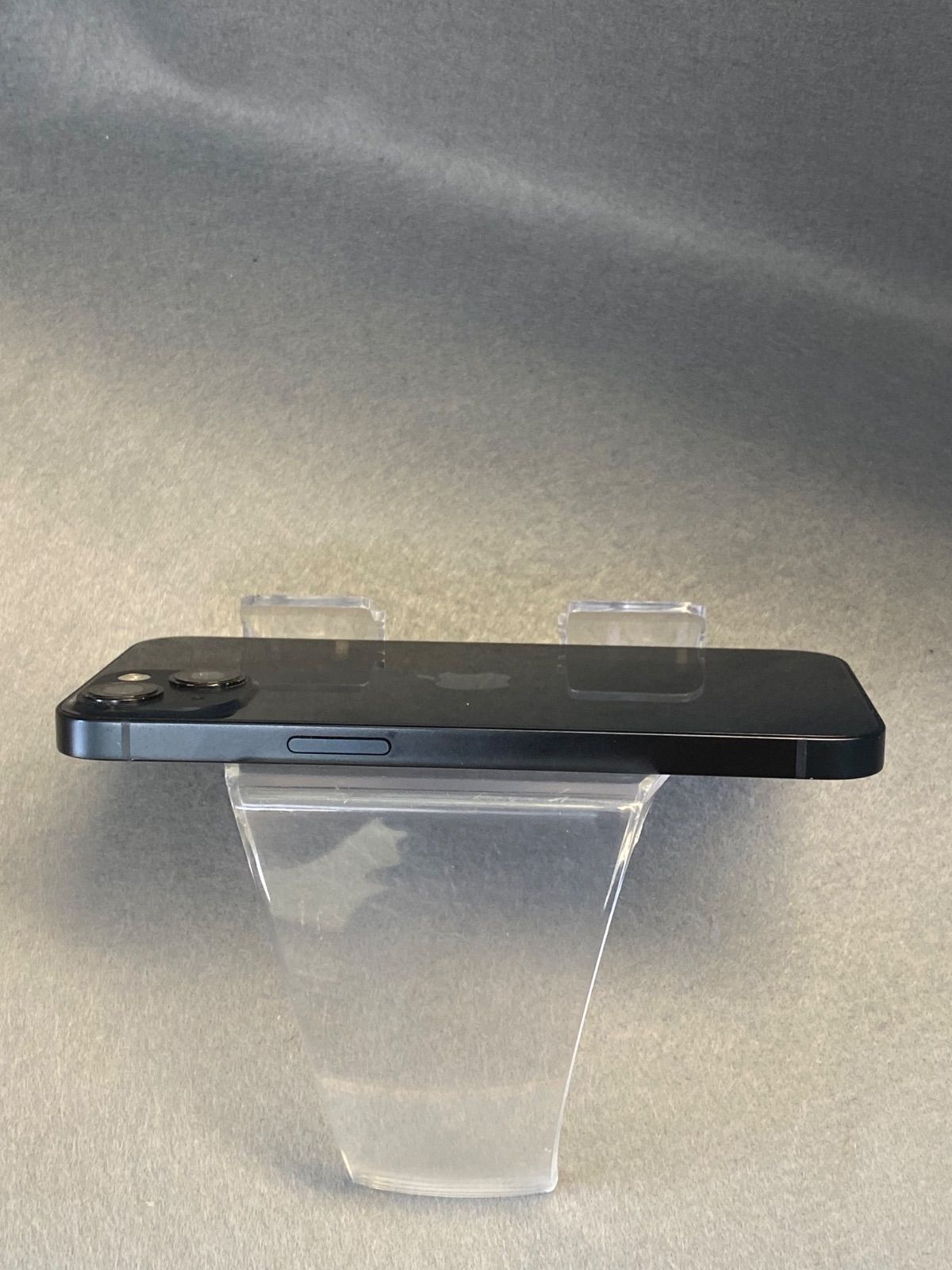 美品　Appleストア版　　SIMフリー　iPhone13　128GB ミッドナイト色