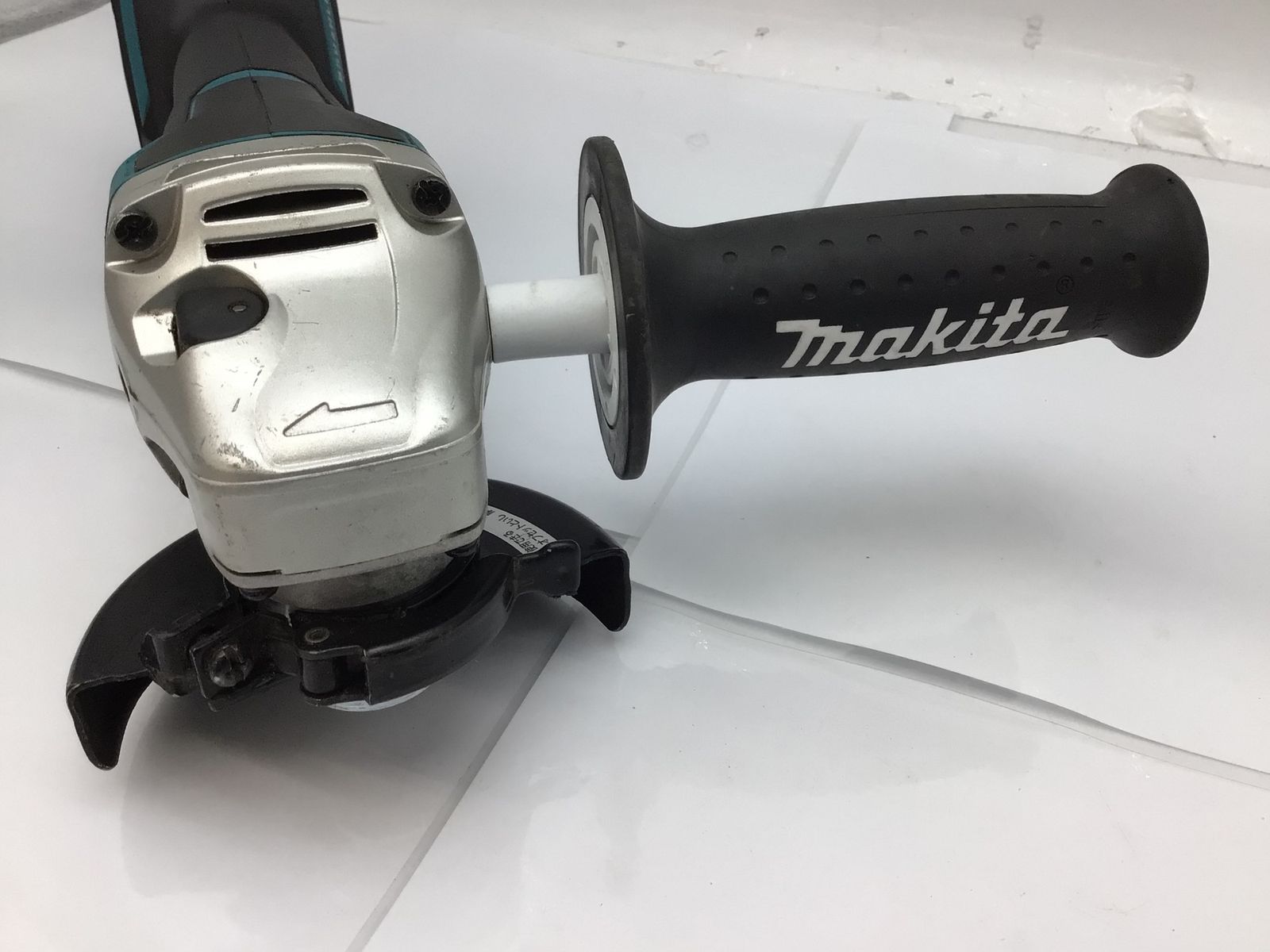 【中古品】Makita/マキタ GA408DZ ☆ ディスクグラインダー18V 本体のみ [IT_YT2AO][知立][M04]