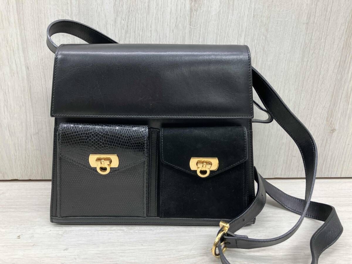 Salvatore Ferragamo／ガンチーニ 21 4727／ショルダーバッグ バッグ　ブラック