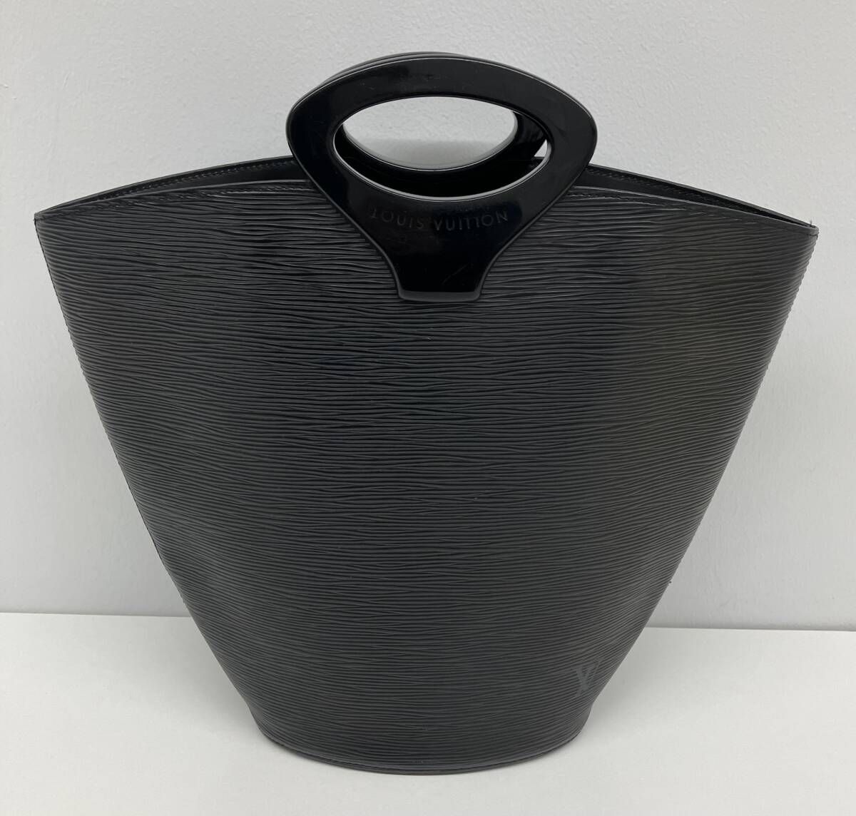 LOUIS VUITTON ルイヴィトン エピ ノクタンブル M54522 ハンドバッグ ブラック