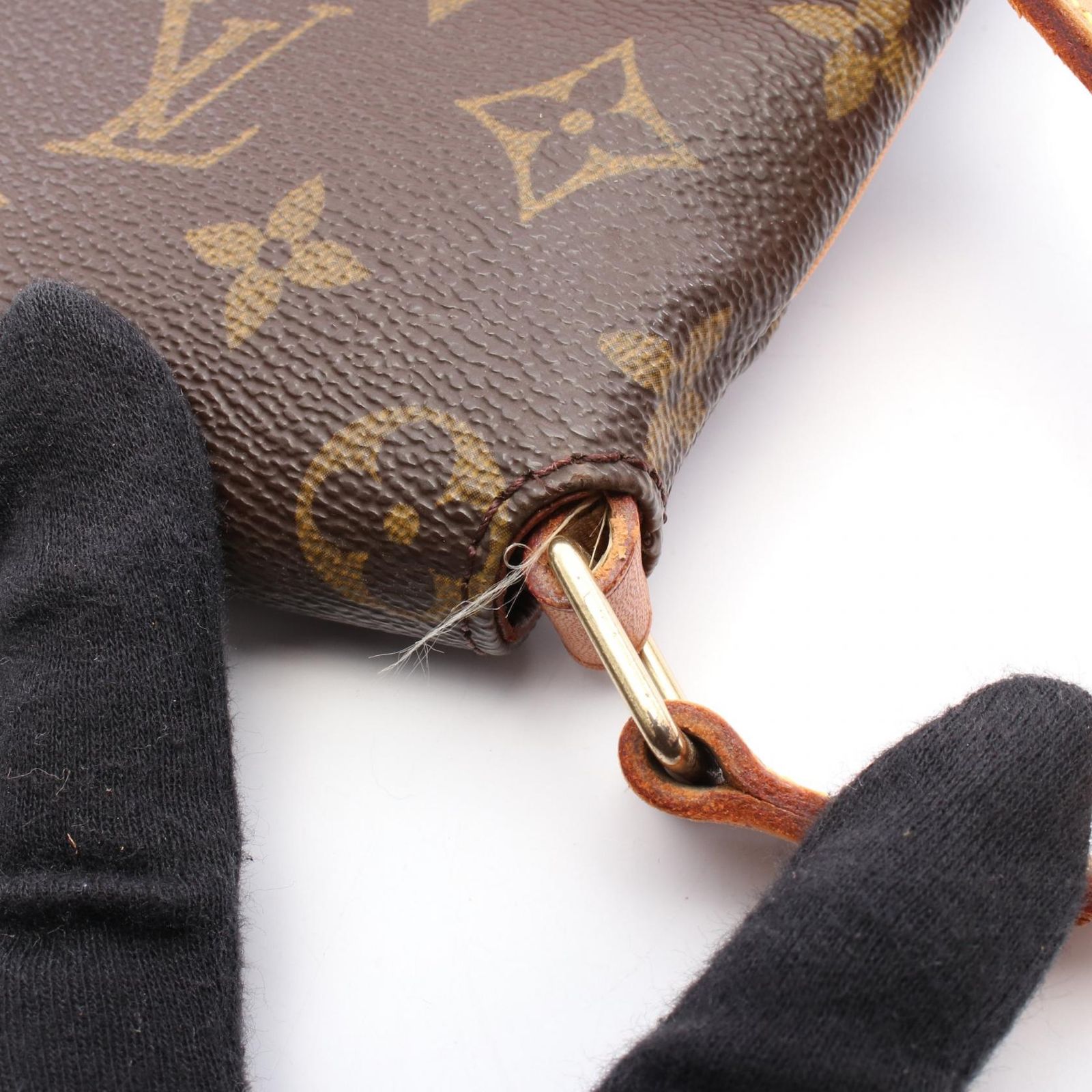 ルイ・ヴィトン LOUIS VUITTON ショルダーバッグ ミュゼットサルサ