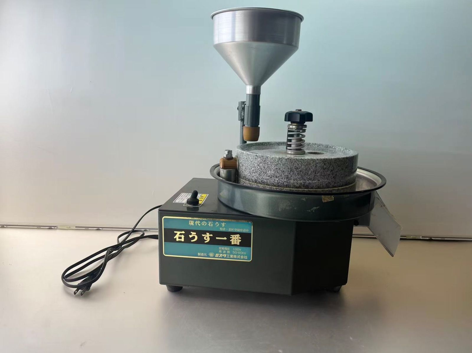 石うす一番 DX 水田工業　電動石臼製粉機 （動作確認済）