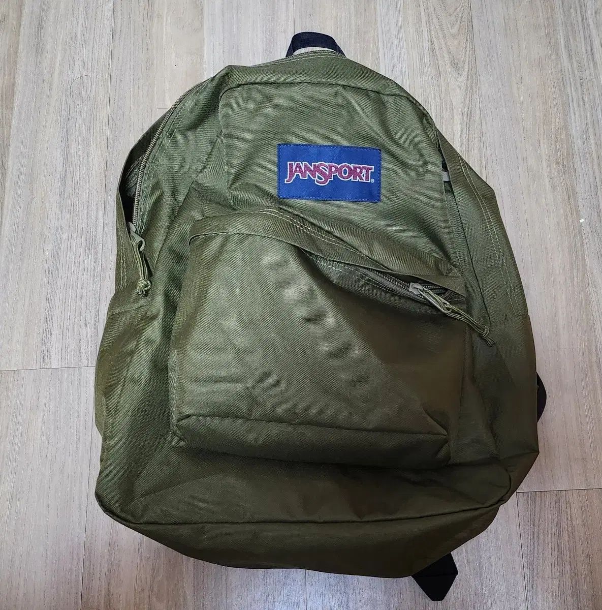 ジャンスポーツ スーパーブレーキ アミグリーン カーキ バッグ バックパック