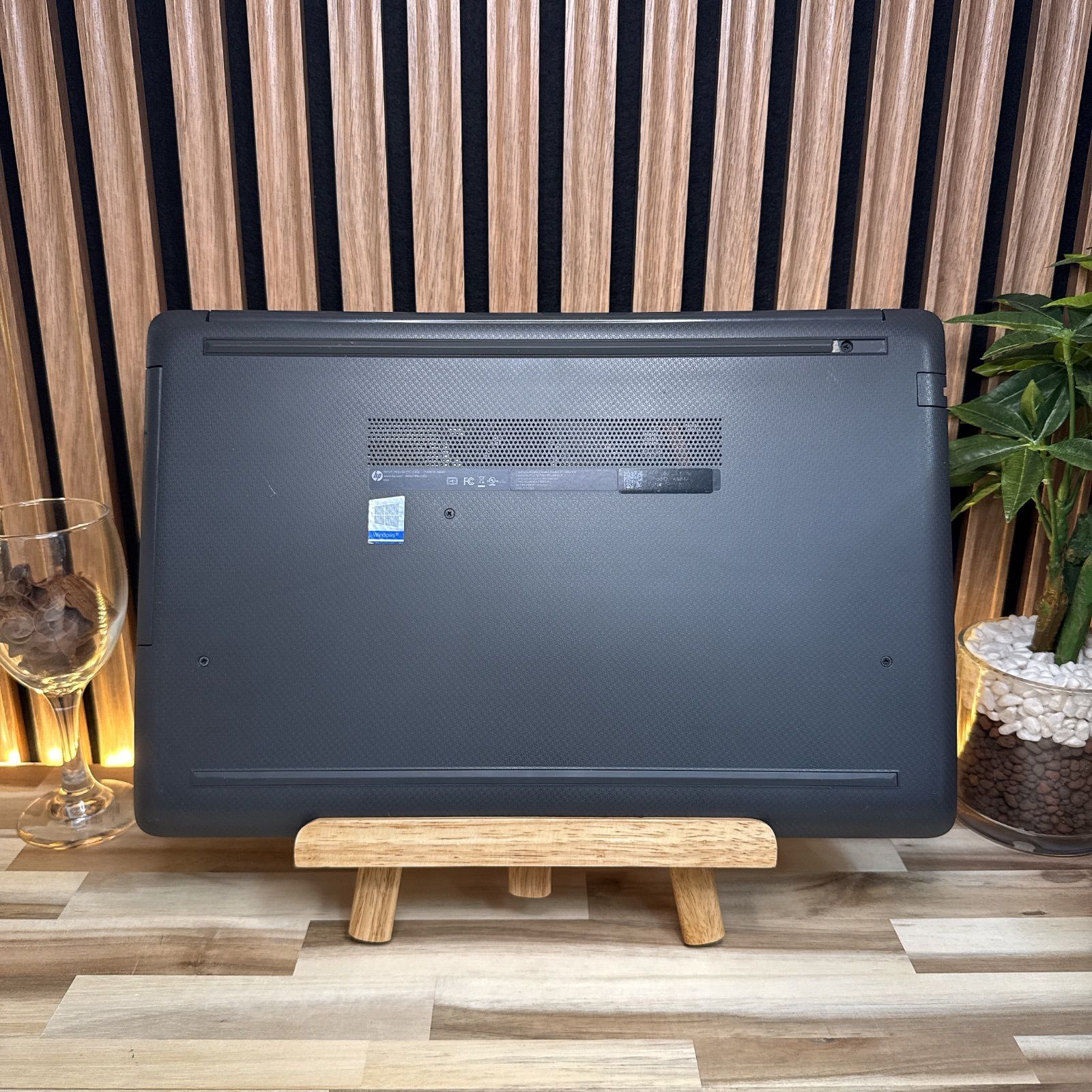 HP 250 G7☘Core i5 第10世代☘SSD256GB☘️光学ドライブ搭載 - メルカリ