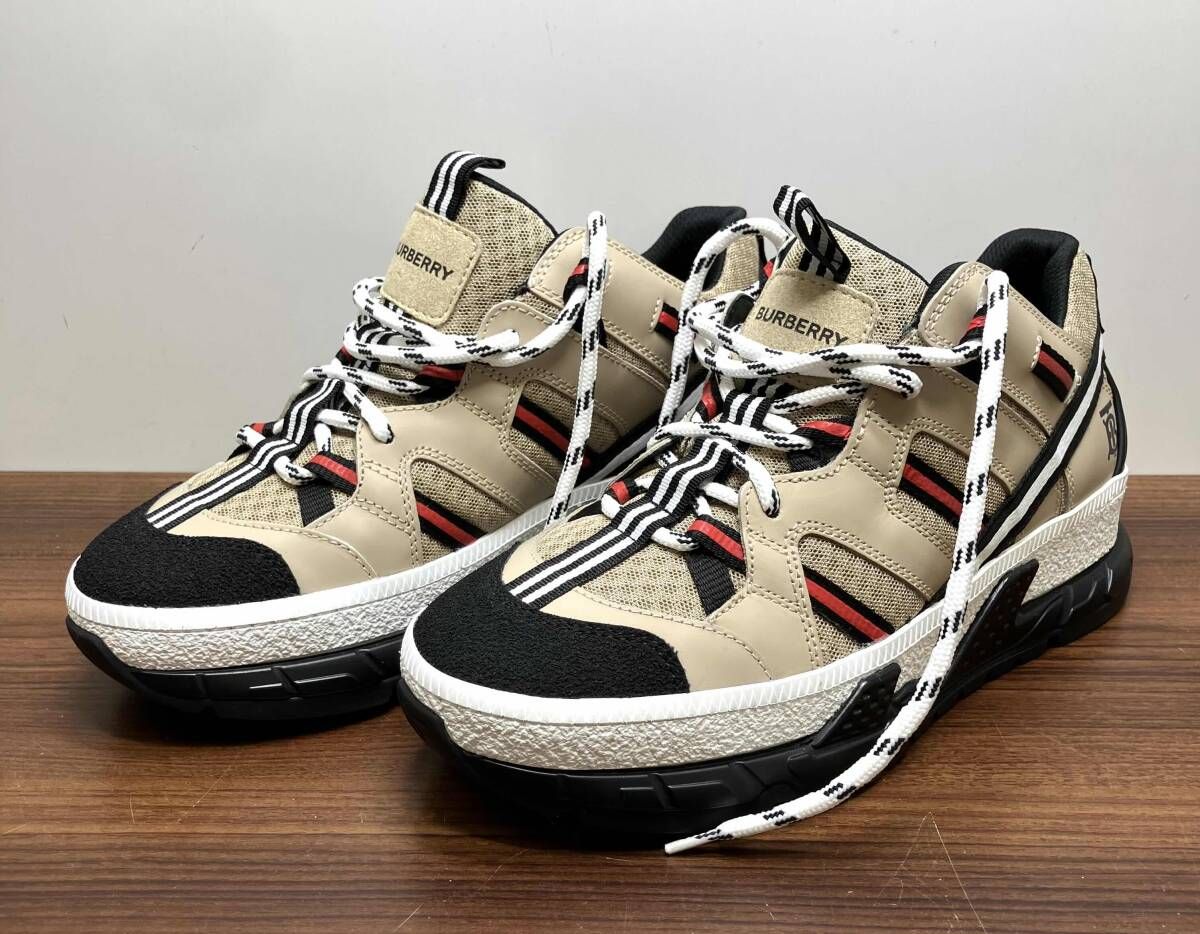★BURBERRY バーバリー スニーカー サイズ37 ベージュ