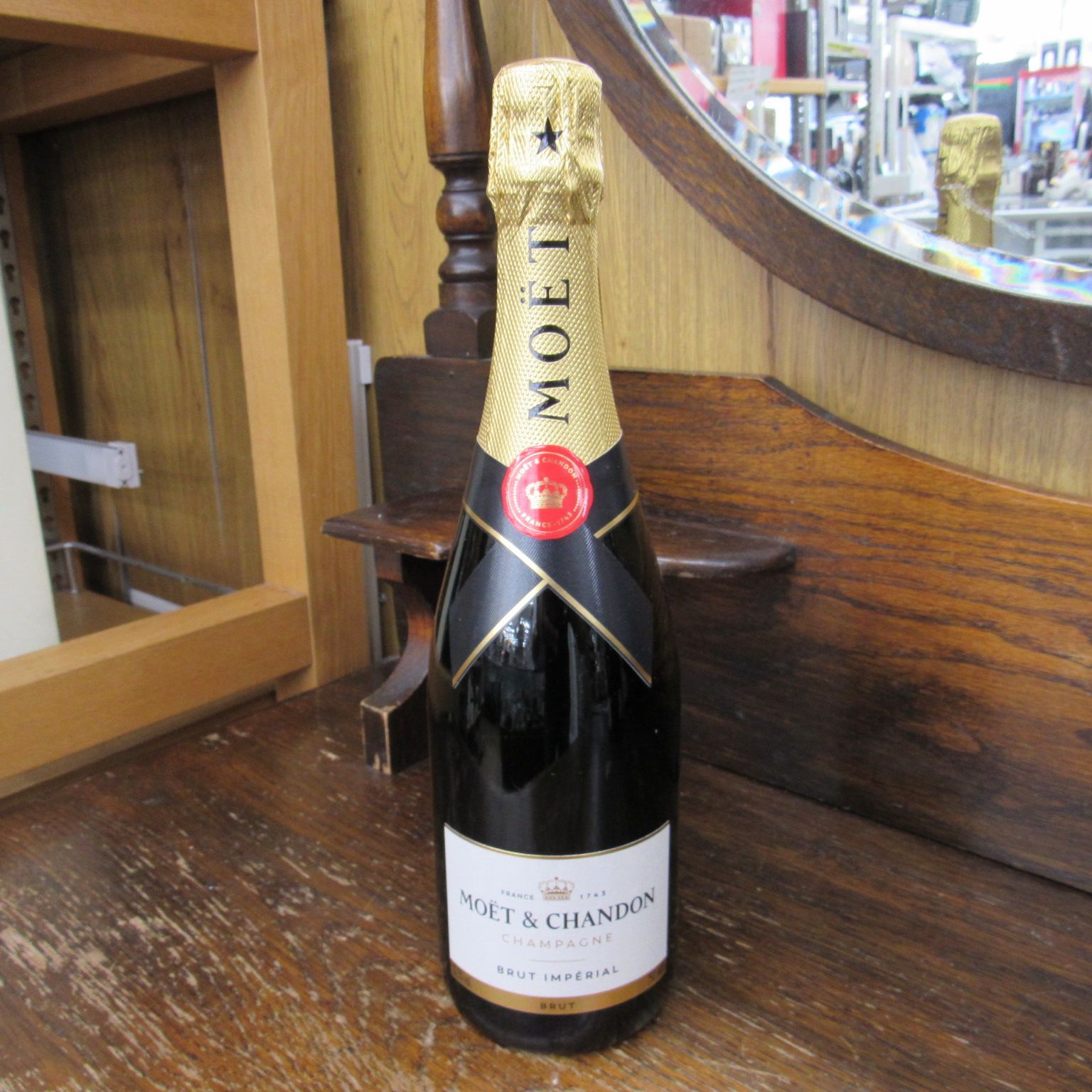 最終値下げ！モエ・シャンドン飲み比べ６本セット 再入荷】モエ・エ・シャンドン 飲み比べ6本セット - メルカリ
