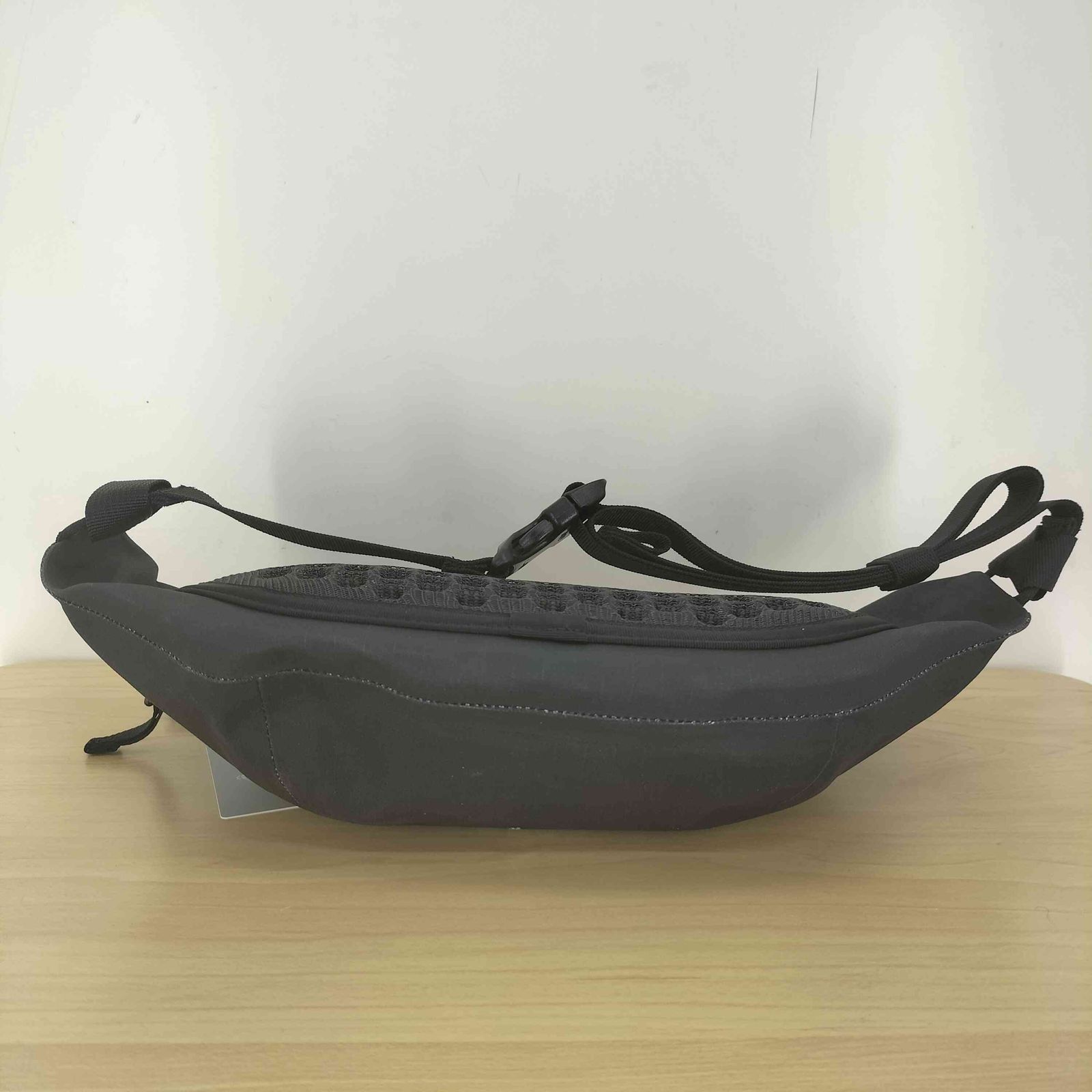 アークテリクス クロスボディバック used 中古・古着通販】ARC'TERYX (アークテリクス) ヒリアド6 クロスボディ