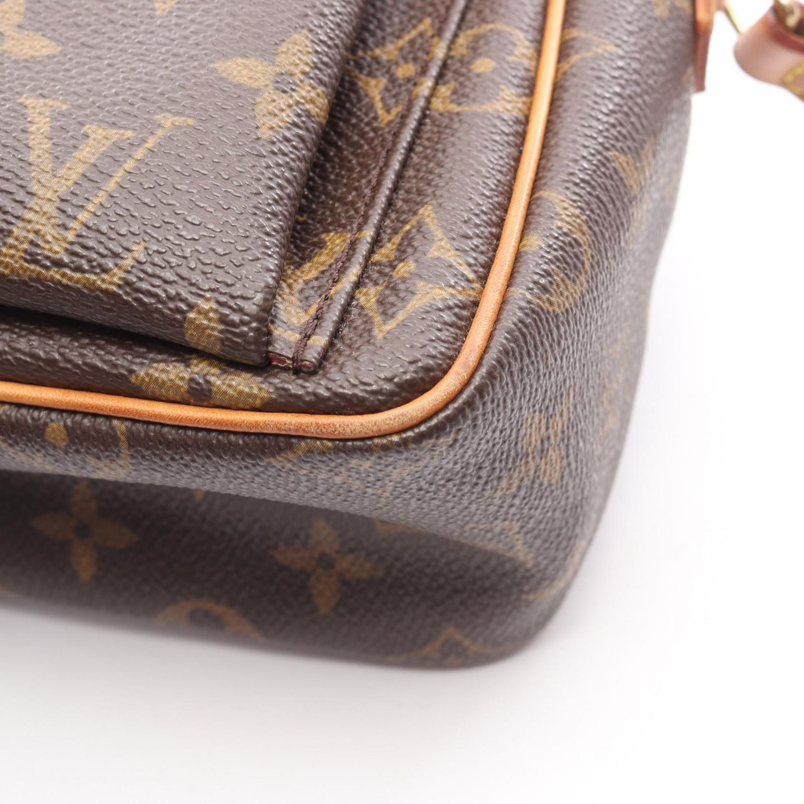 ルイ・ヴィトン LOUIS VUITTON ショルダーバッグ ヴィバシテPM