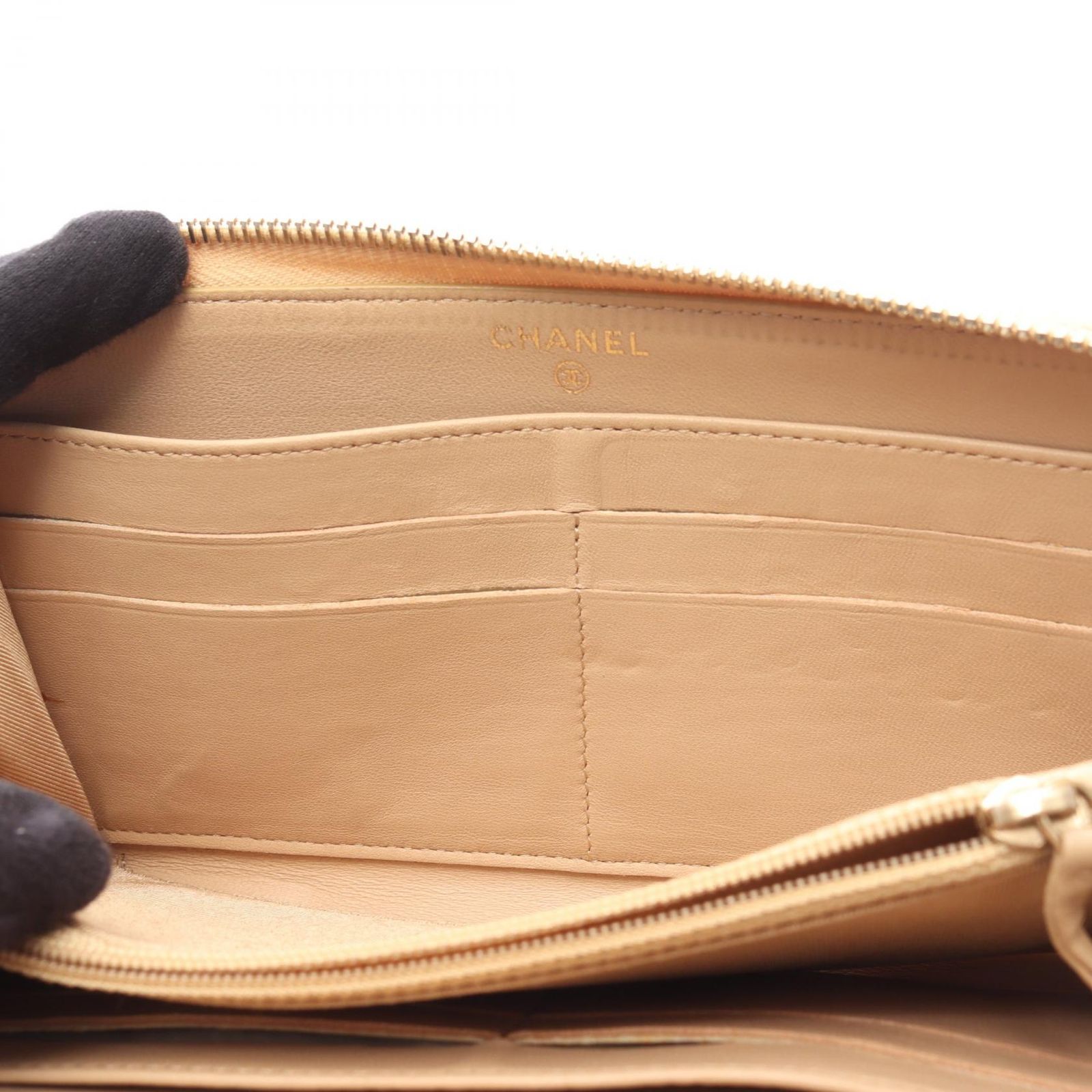 シャネル CHANEL ラウンド長財布 マトラッセ A50097 ベージュ