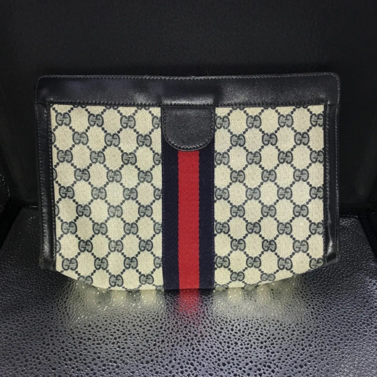 AKO GUCCI GGスプリーム　キャンバス　レザー　ヴィンテージクラッチバッグ