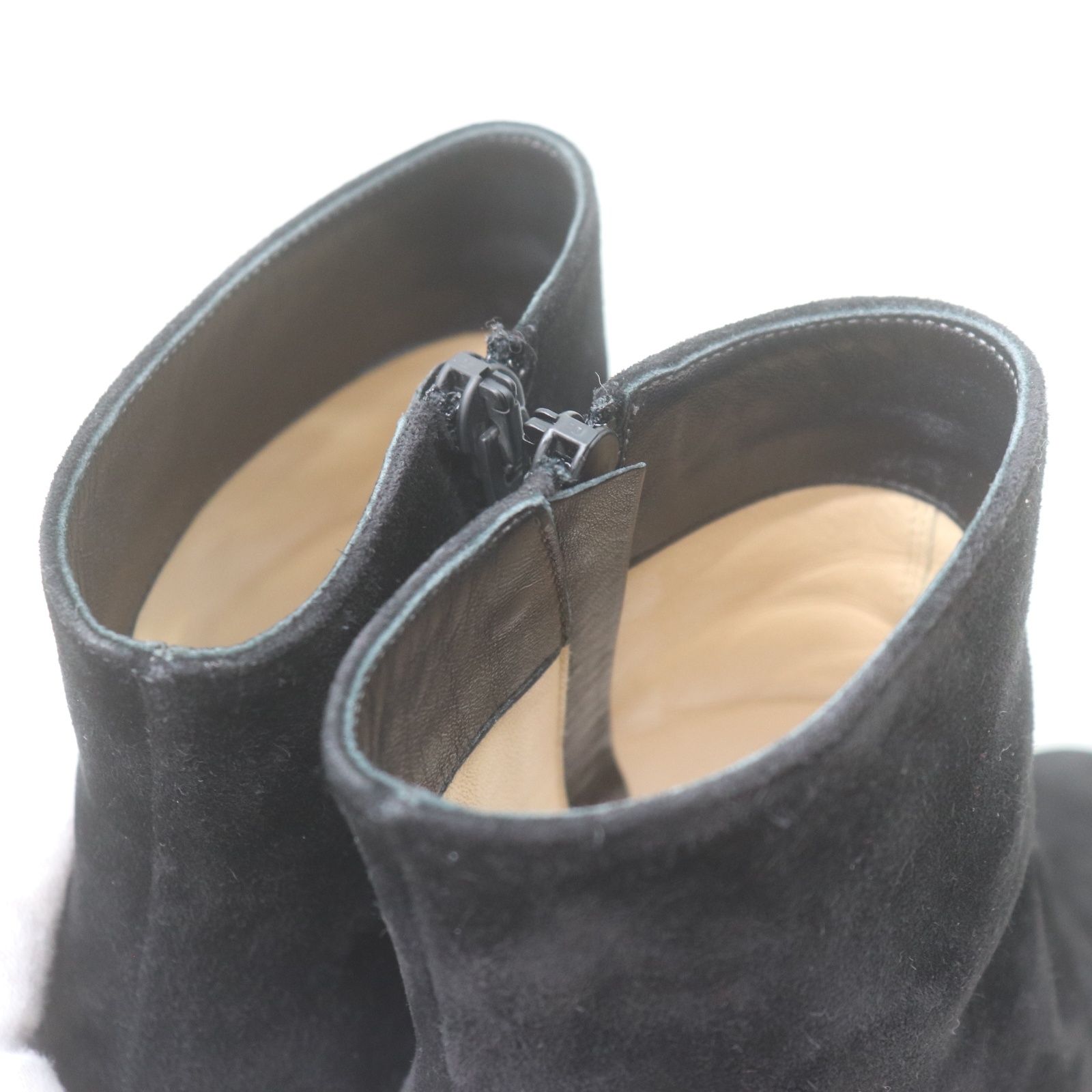 ITF8R6UUT55O Christian Louboutin クリスチャン ルブタン スエード