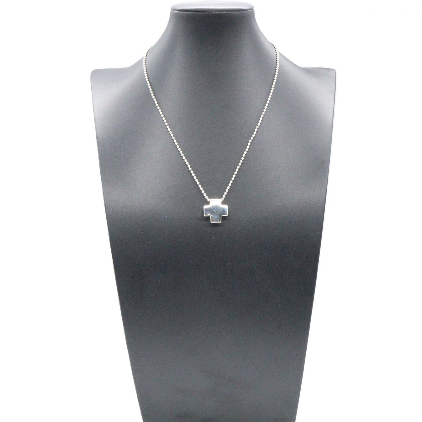 ティファニー TIFFANY＆CO ネックレス ローマンクロス ネックレス 首回