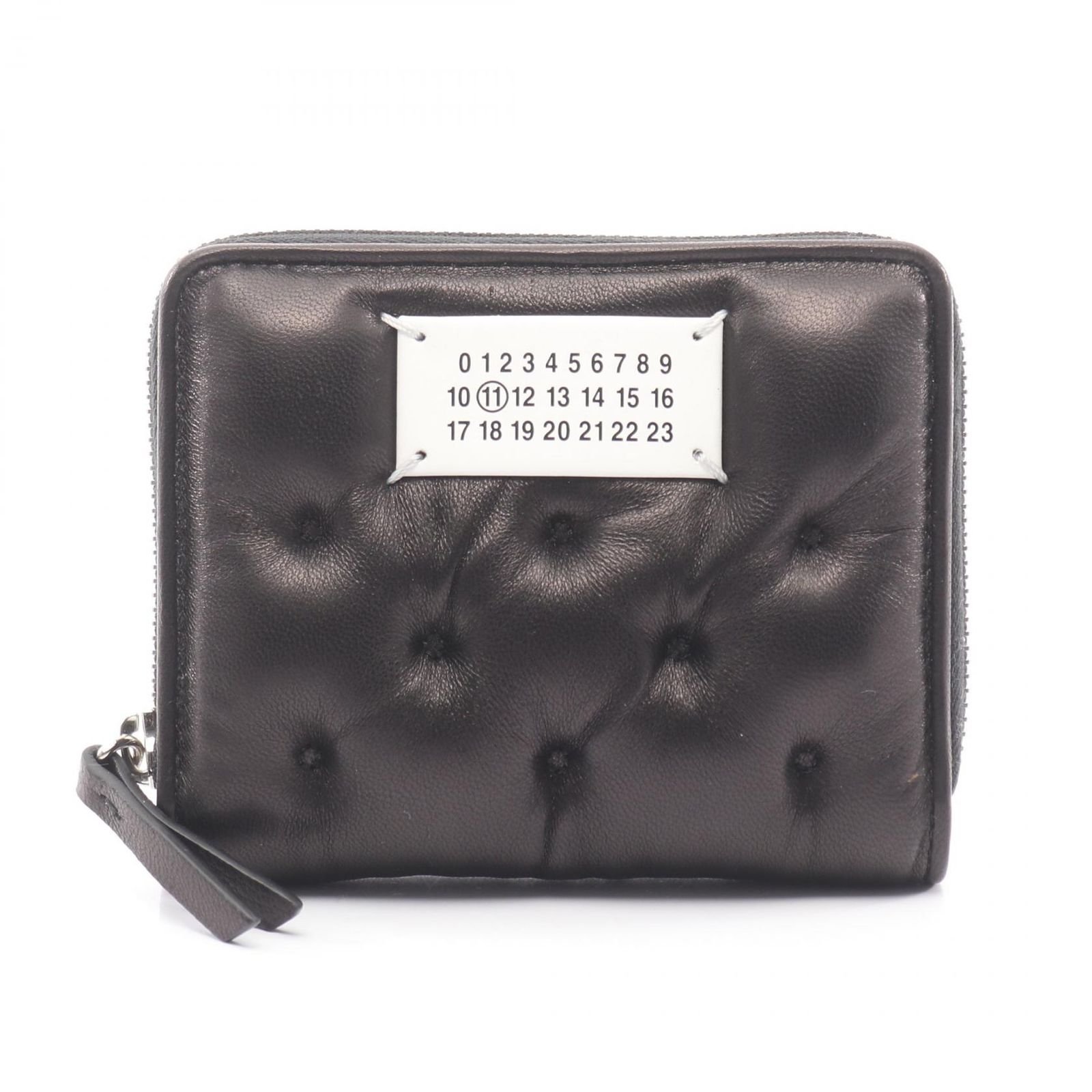メゾン マルジェラ Maison Margiela ラウンド財布 グラム スラム エンブロイダリーウォレット スモール SA1UI0032P6434T8013 ブラック レザー グラム スラム エンブロイダリーウォレット スモール 57,090円