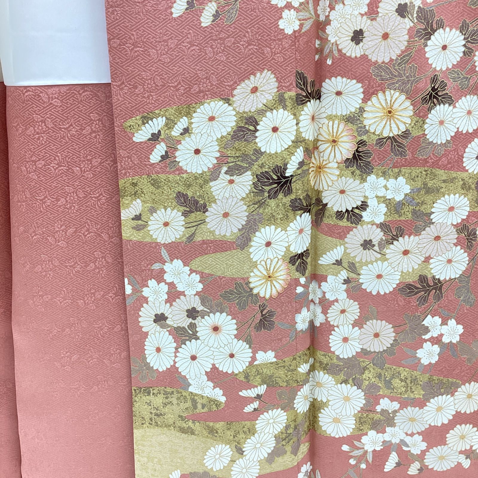 訪問着 着物 中古 正絹 袷 金駒刺繍 花の図 秋草 縮緬地 鶸萌黄色 多色 金 身丈171cm 裄71.5cm L トール きもの北條 A1175-9 訪問着 着物 中古 正絹 袷 金駒刺繍 花の図 秋草 縮緬地 鶸萌黄色 多色