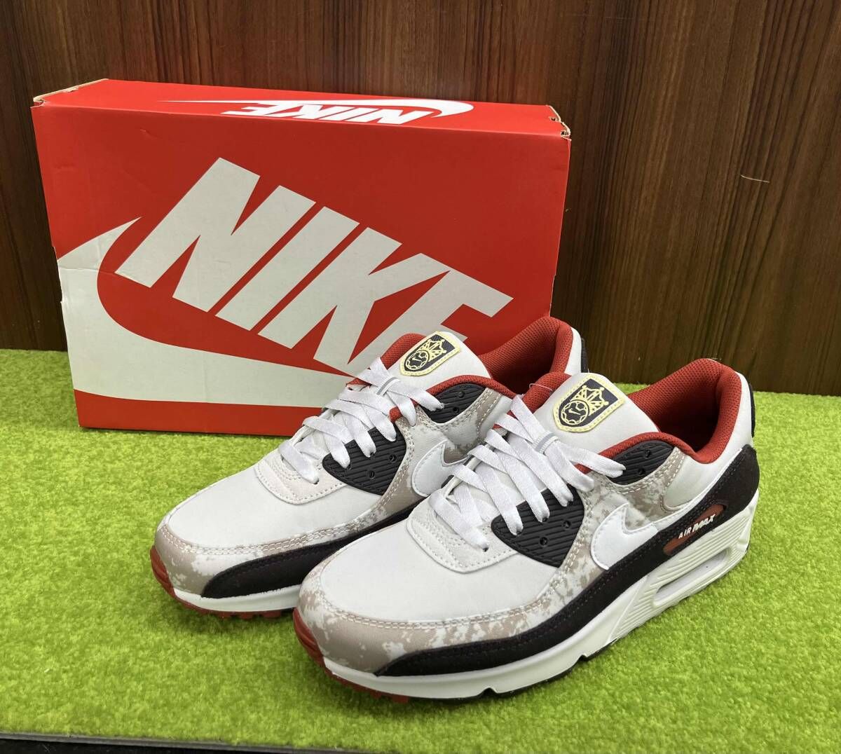 NIKE ナイキ エアマックス 90SE サイズ28.5cm ライトボーン×サミットホワイトカーキ メンズ シューズ スニーカー 箱付