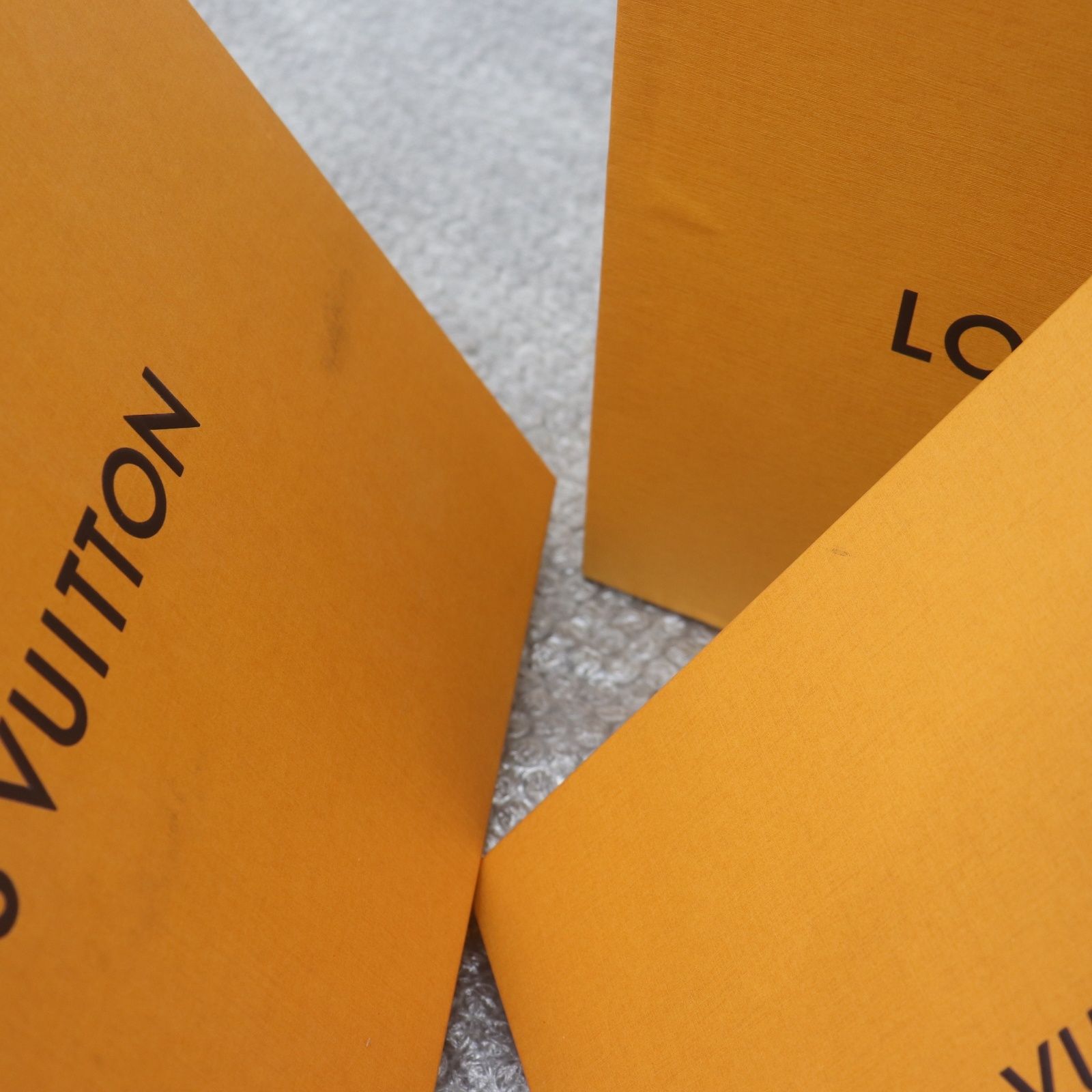 ITDZIIVVLFEO LOUIS VUITTON ルイヴィトン BOX 空き箱 ショッパー 純正