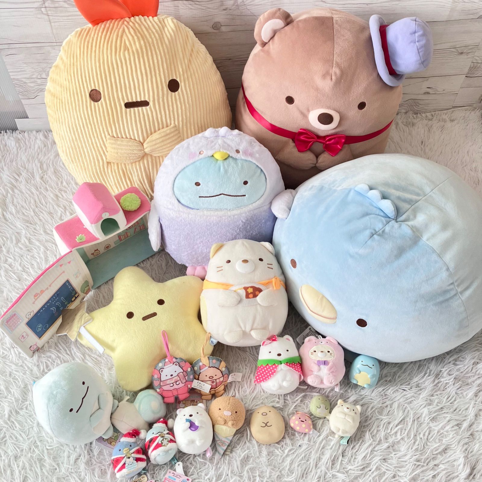 すみっコぐらし まとめ売り 82点 限定セット21点】すみっこぐらし まとめ売り 【公式通販】
