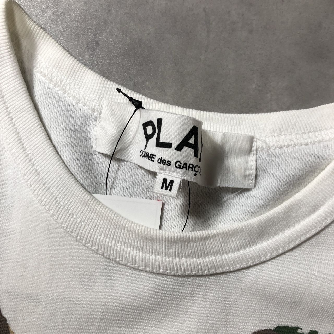 GQ5471◇PLAY COMME des GARCONS：カモフラージュハートTシャツ◇M