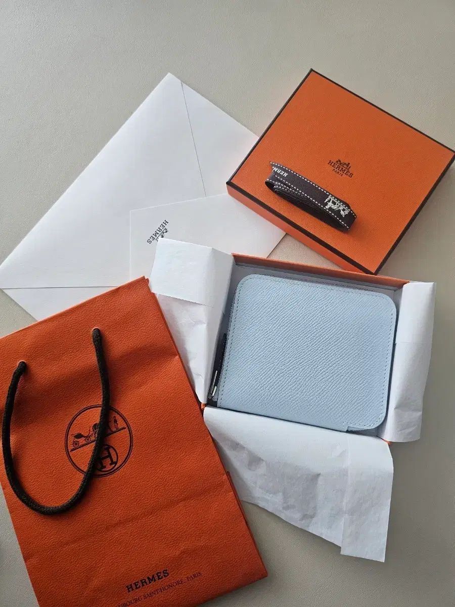 エルメス シルクIN 二つ折り財布