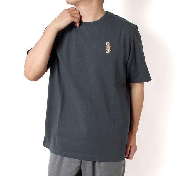 26SSモデル メゾン キツネ MAISON KITSUNE メンズ DRESSED FOX コンフォートフィットTシャツ【0422 SHADOW BLUE】 QM00101KJ7025 0422/【2026SS】m-tops