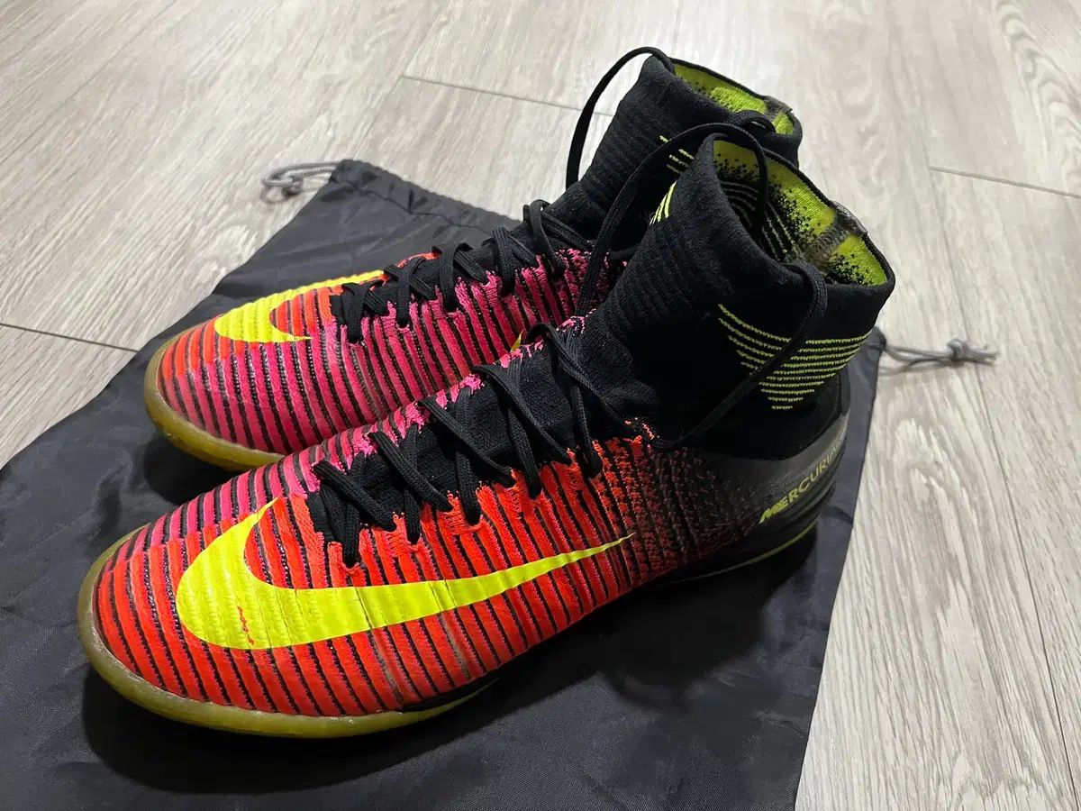 高品質 NIKE マーキュリアル プロキシモ 2 TF 270 サッカーシューズ