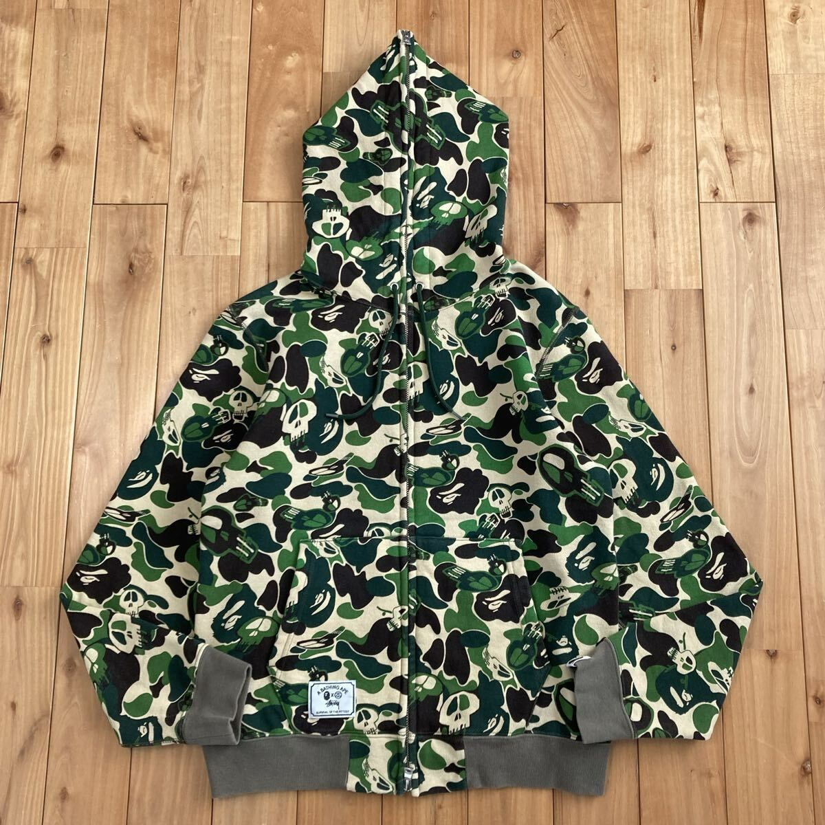 美品☆A BATHING APE xSTUSSY スカルカモ フルジップアップ STUSSY × BAPE CAMO パーカー Sサイズ a bathing ape full zip hoodie