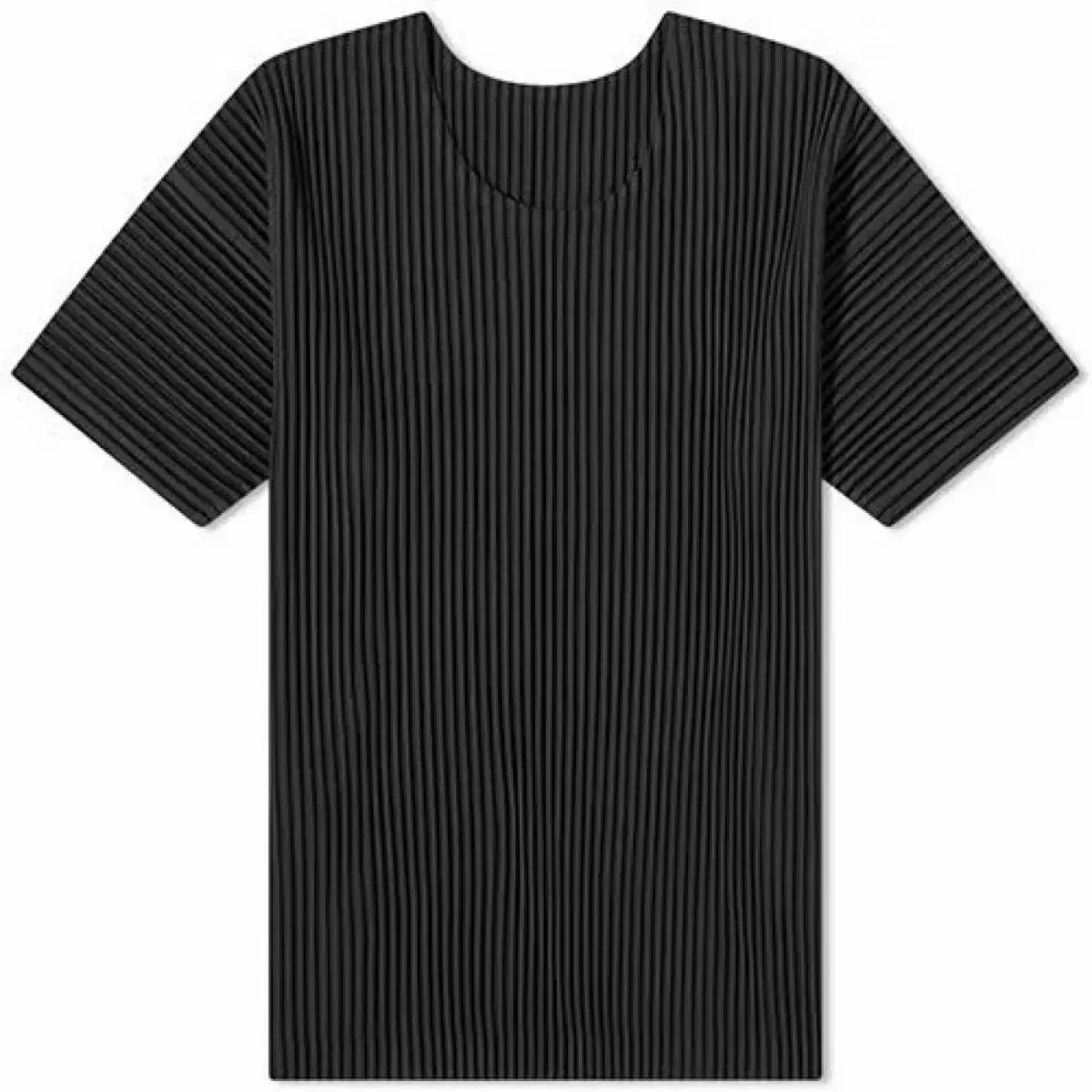 HOMME PLISSÉ ブラック 半袖 3