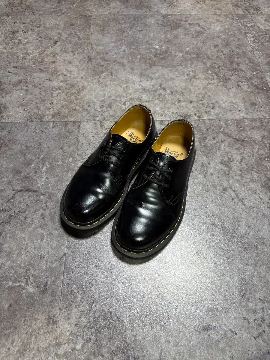 DR. MARTENS ドクターマーチン 1461 スムース 220