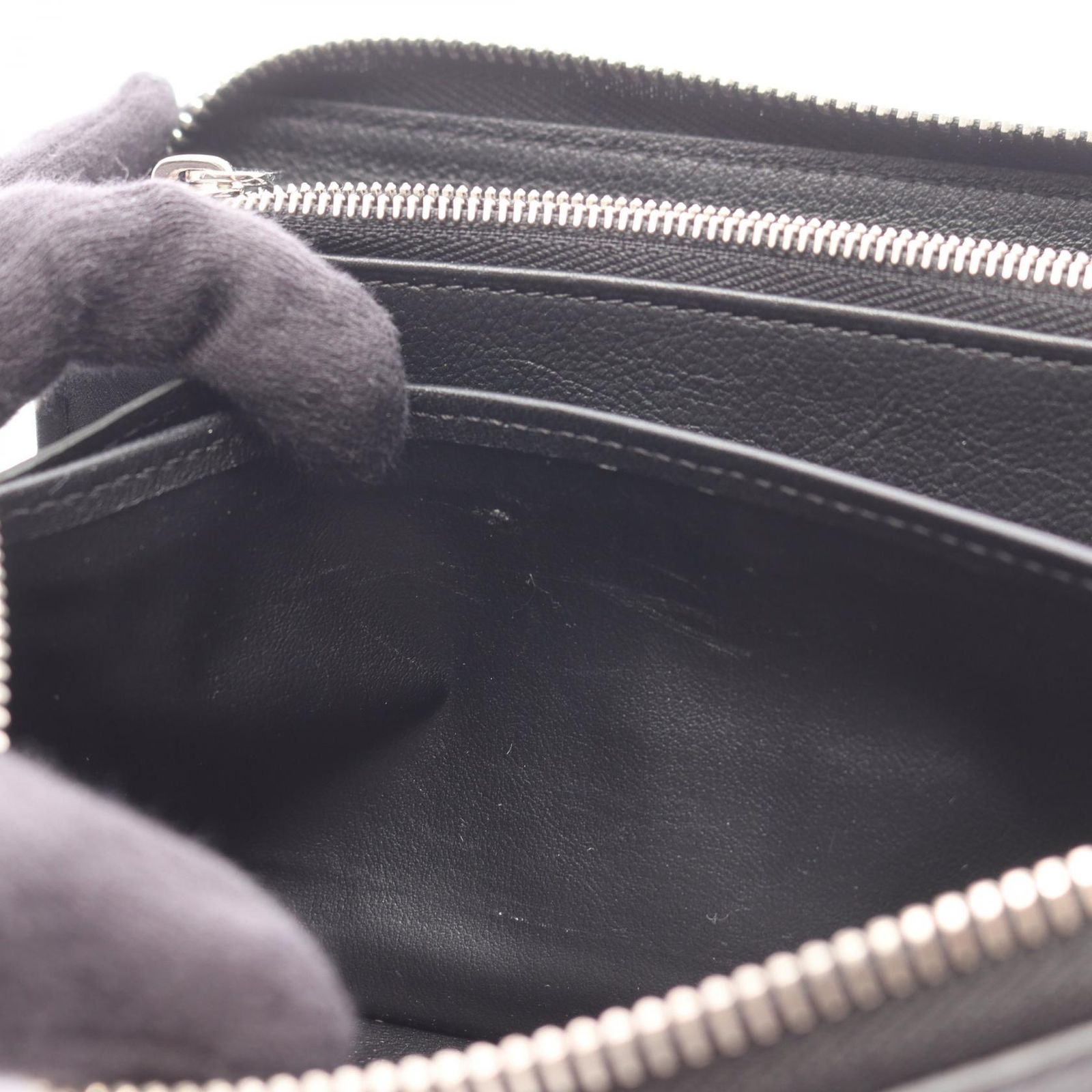 ルイ・ヴィトン LOUIS VUITTON ラウンド長財布 ジッピーウォレット 