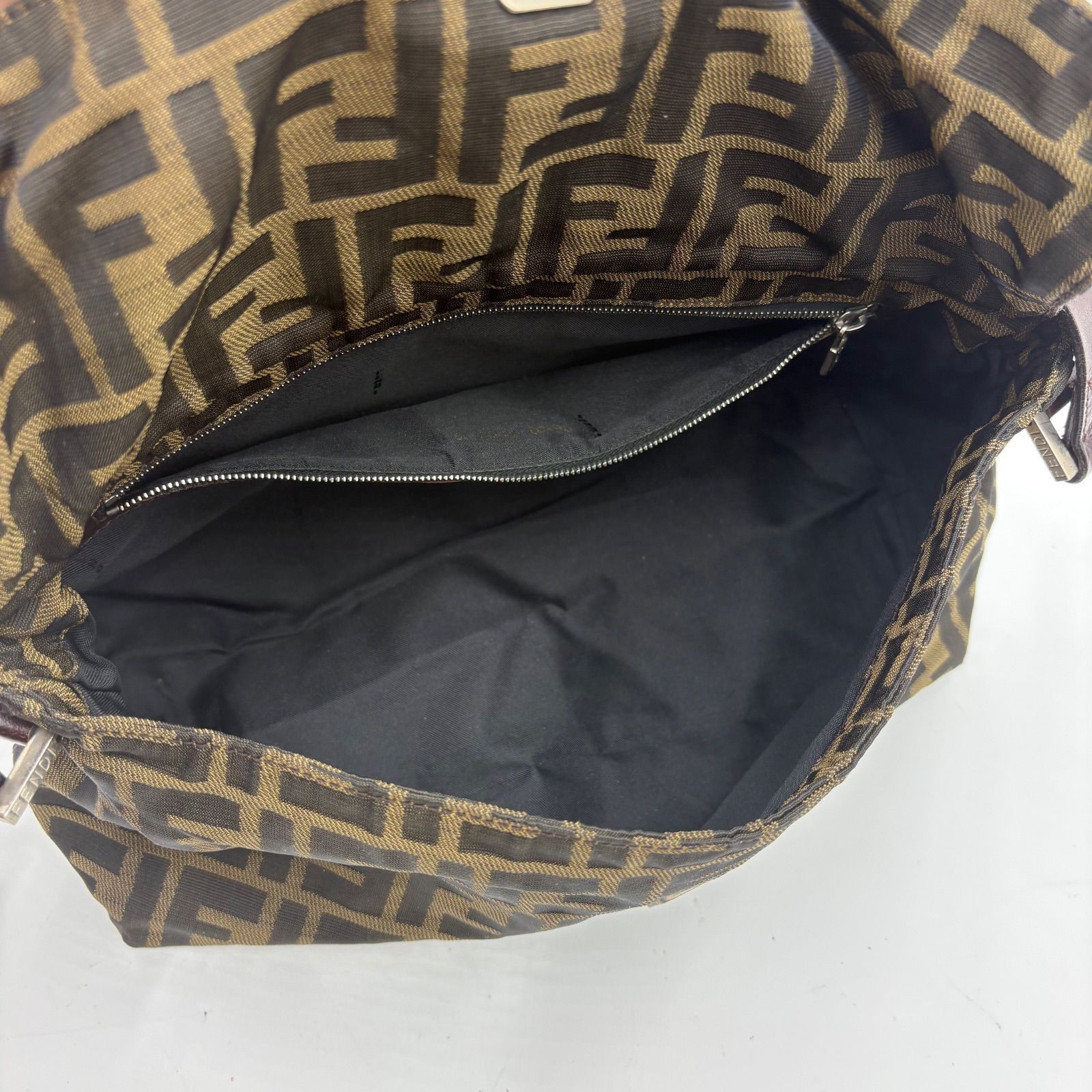 美品◎FENDI フェンディ ズッカ柄 ワンショルダーバッグ - メルカリ
