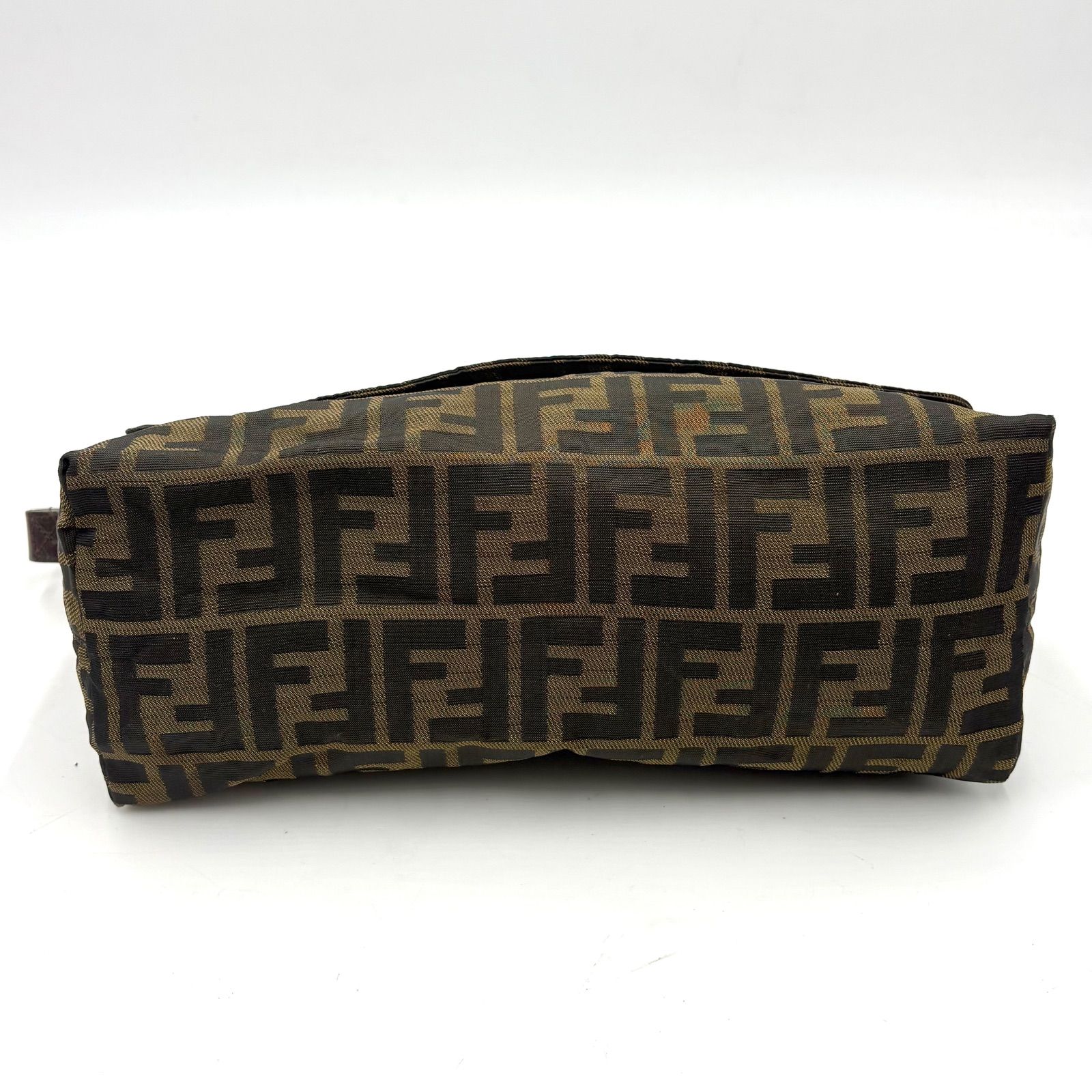 美品◎FENDI フェンディ ズッカ柄 ワンショルダーバッグ - メルカリ