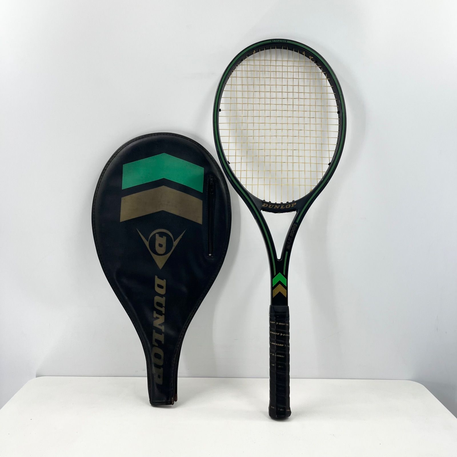 「MAX 200G」シリーズ　ビンテージ硬式テニスラケット4本 DUNLOP ダンロップ MAX 200G 硬式テニスラケット グラファイト 英国製