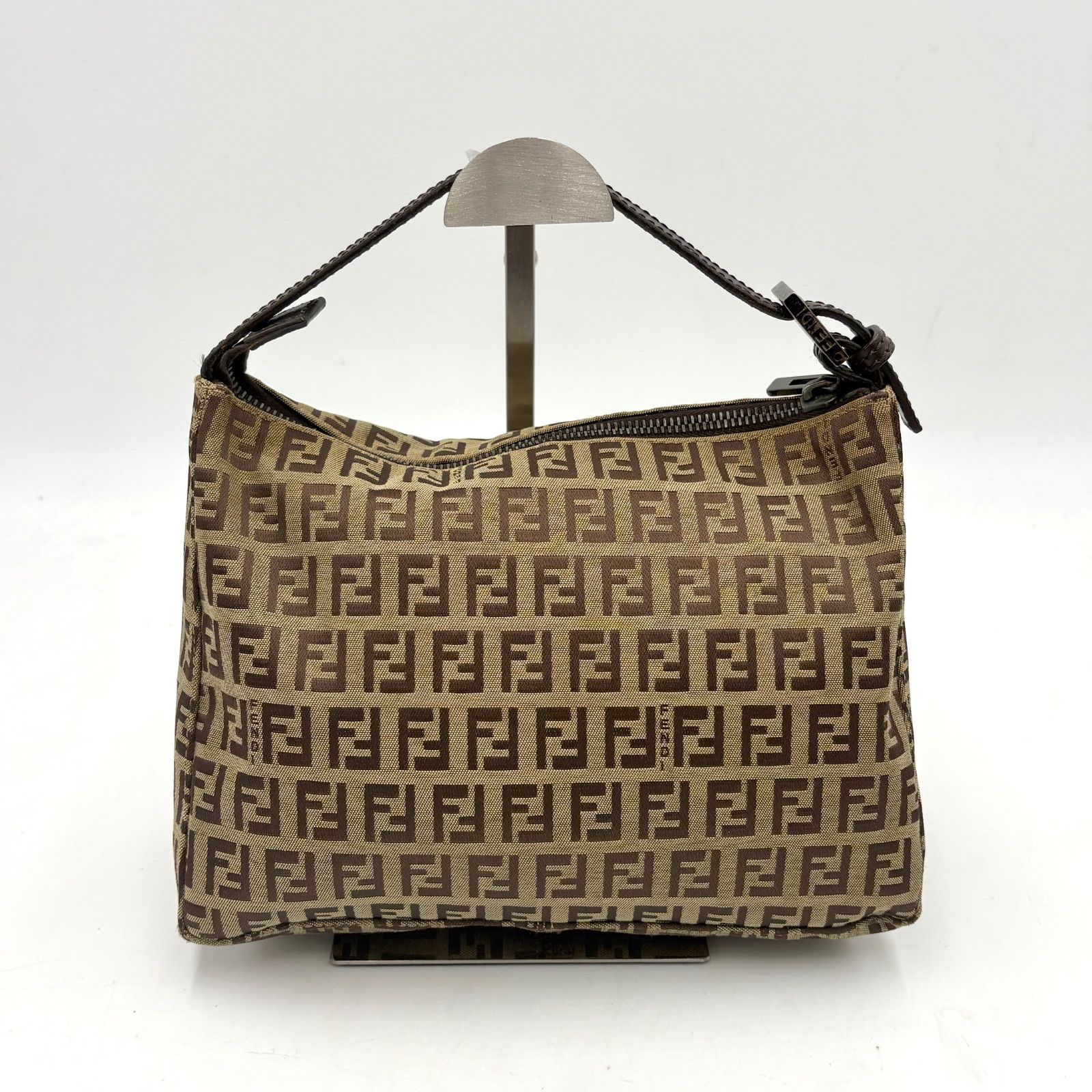 FENDI フェンディ ズッキーノ柄 アクセサリーポーチ ハンドバッグ 