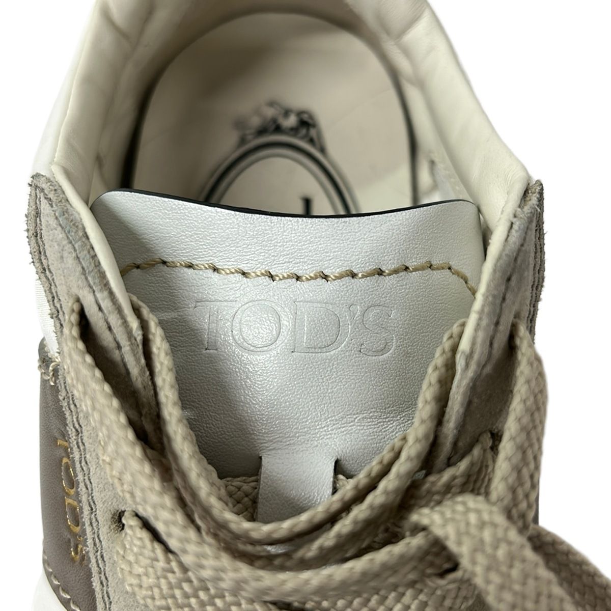 TOD'S(トッズ) スニーカー 35 レディース - 白×ライトグレー×マルチ