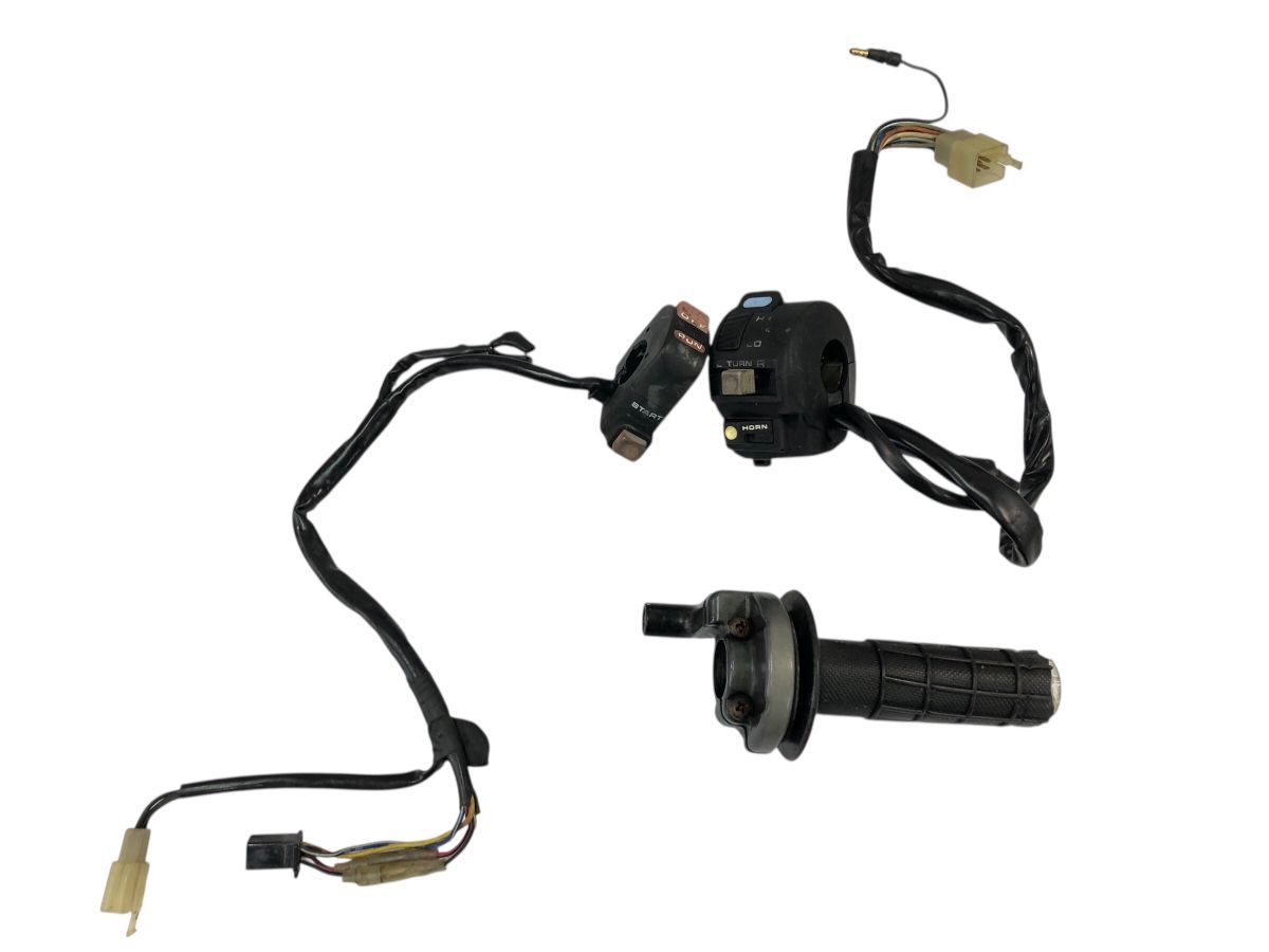 HONDA　XLR200R　MD29　左右　ハンドルスイッチ　スロットルホルダー　補修　ＯＨベースにも（中古）2911-N2796
