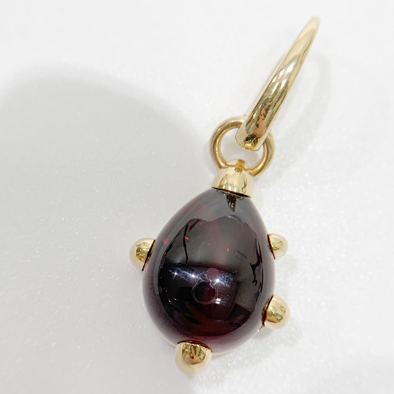 【中古】ポメラートPOMELLATO グリフ ガーネット ピアス 片耳 K18YG イエローゴールド 750 114,000円