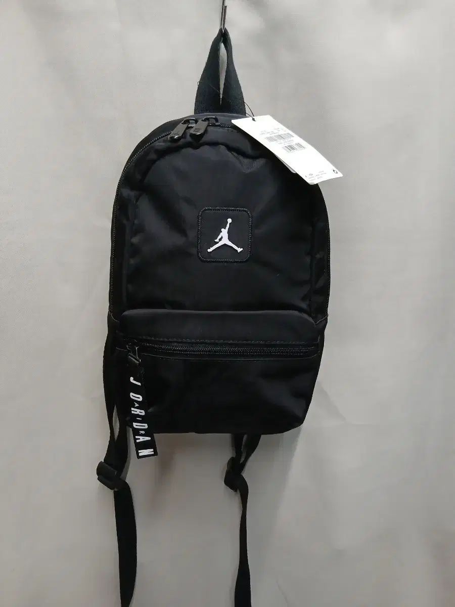 ジョーダンキッズ ブラック ミニ バックパック 新品 20*30*8