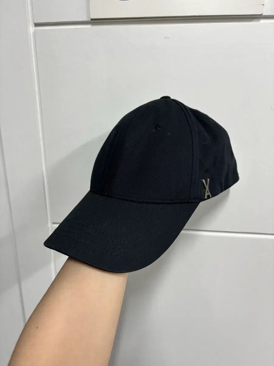 Varzar 正規品ベースボールキャップ