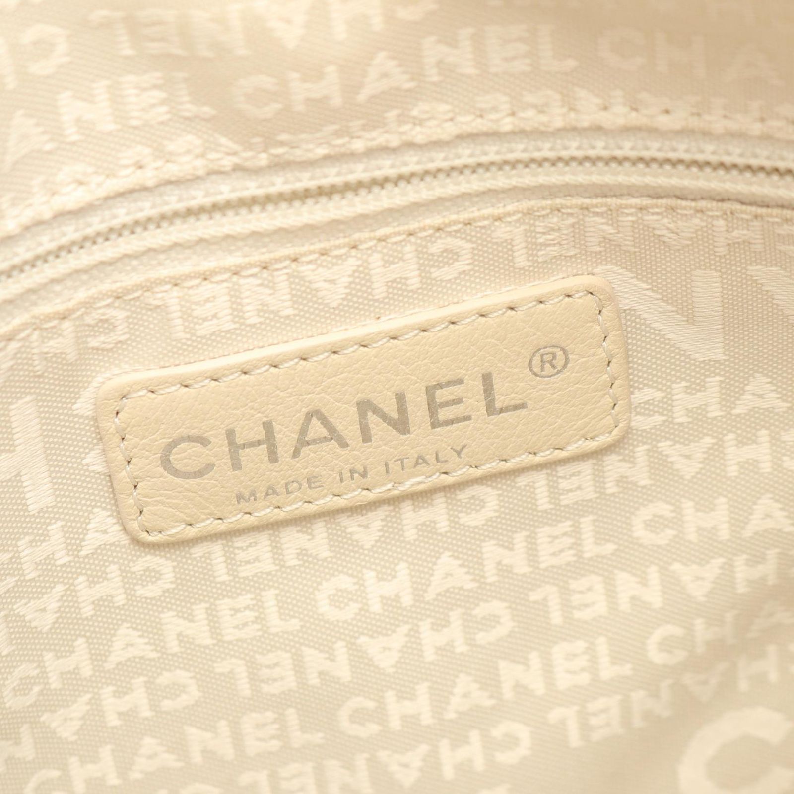 シャネル CHANEL ショルダーバッグ ココマーク ライトベージュ ラムスキン（羊革） ココマーク チェーンショルダー レディース Used B
