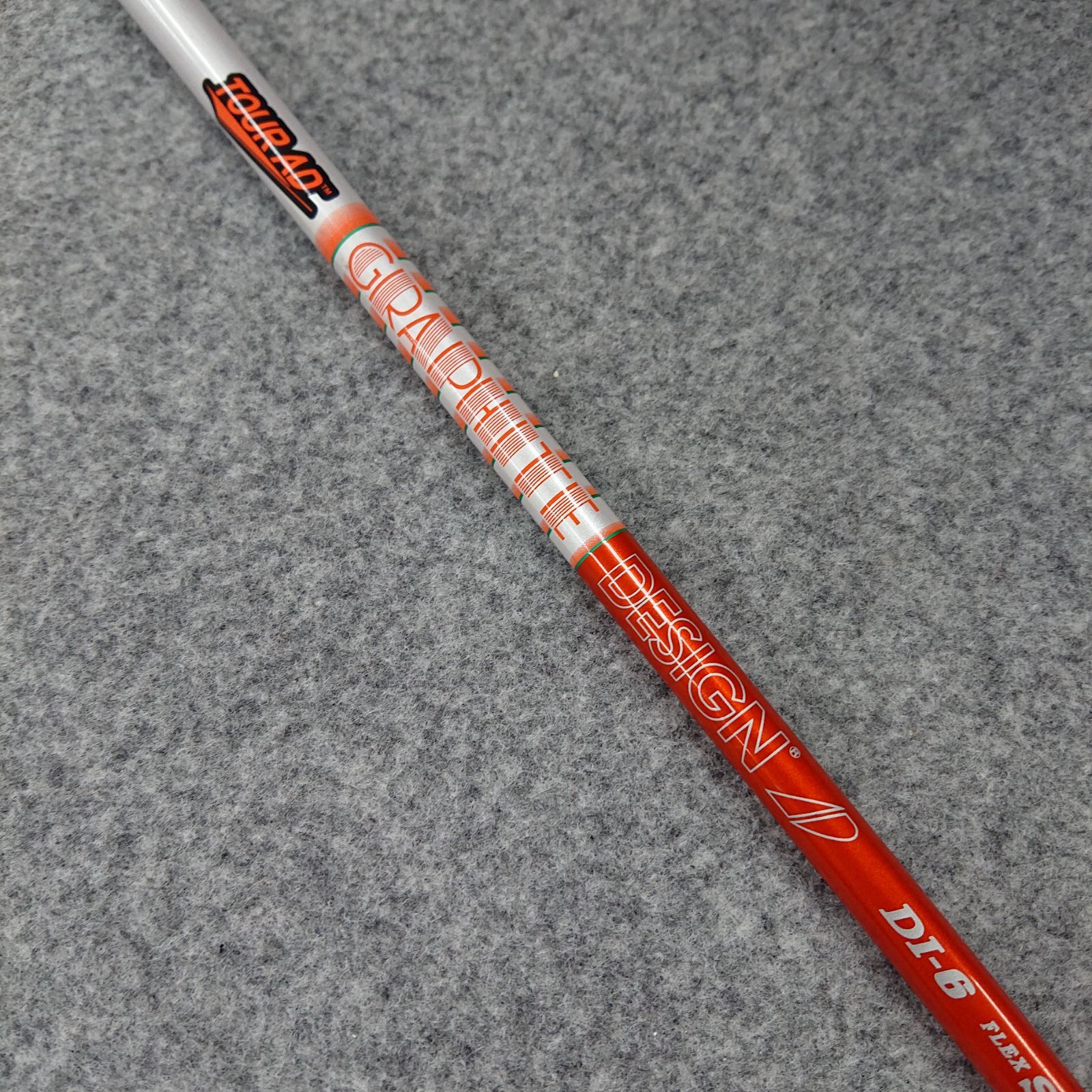 NEWカラー ツアーAD DI-6 (S) キャロウェイスリーブ付 ドライバー用