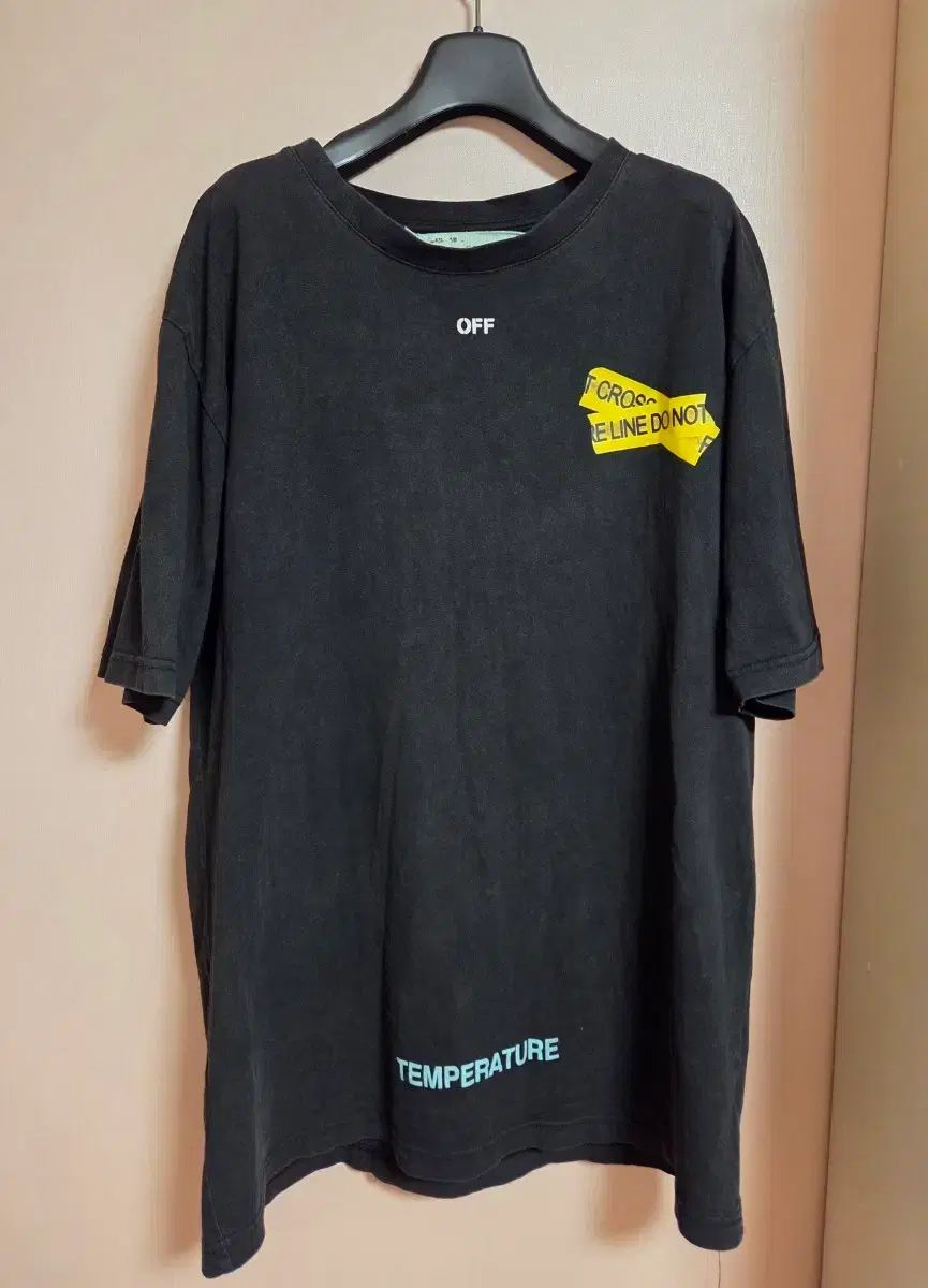 オフホワイト ブラック 半袖 Tシャツ