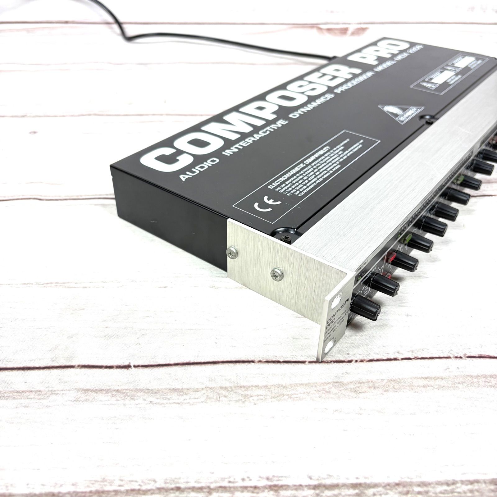 BEHRINGER DYNAMICS PROCESSOR MDX 2200 ベリンガー コンプレッサー