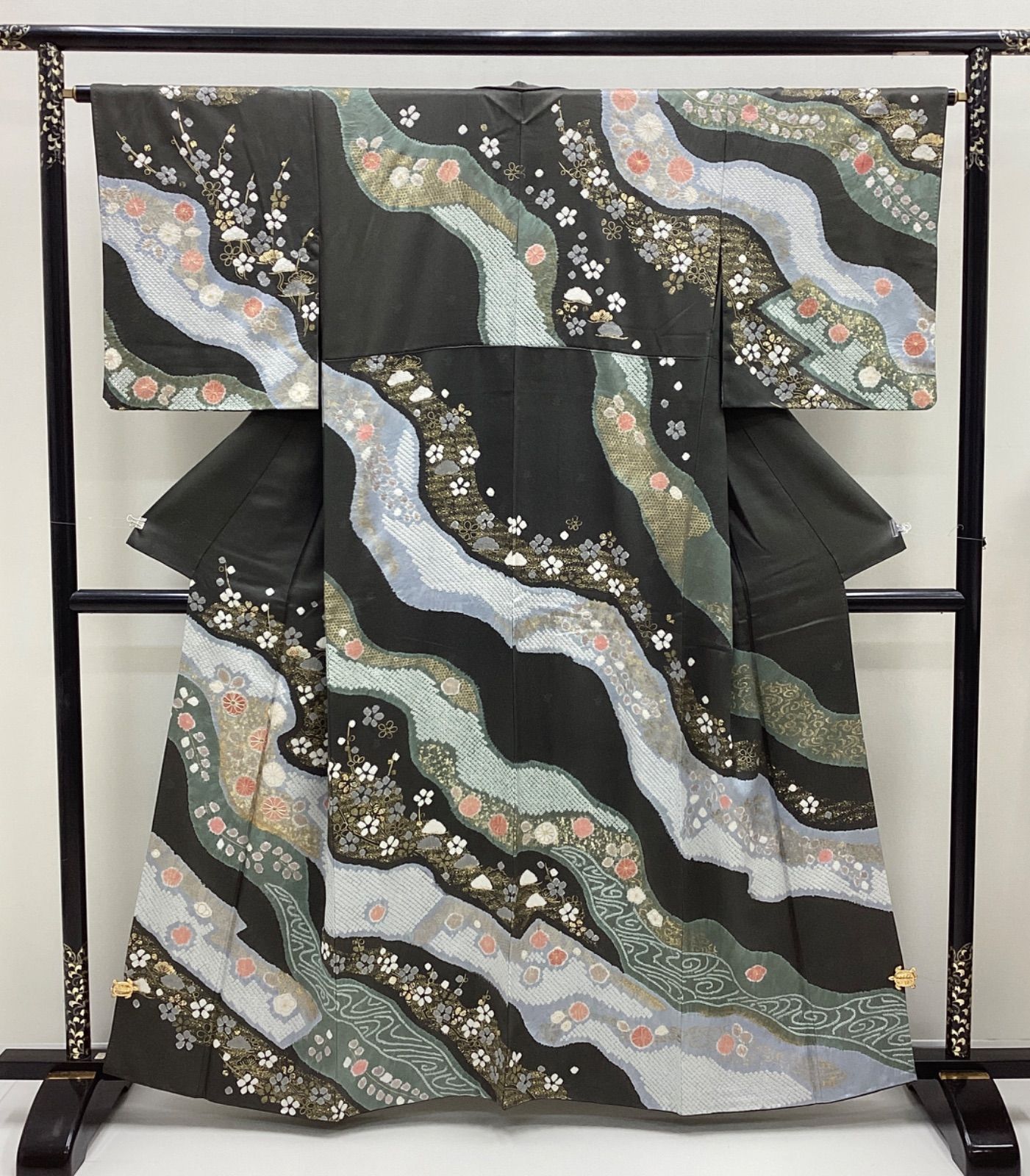 中古品 袷着物 訪問着 相済茶色 絞り 金彩 金コマ刺繍 正絹 裄64 R800