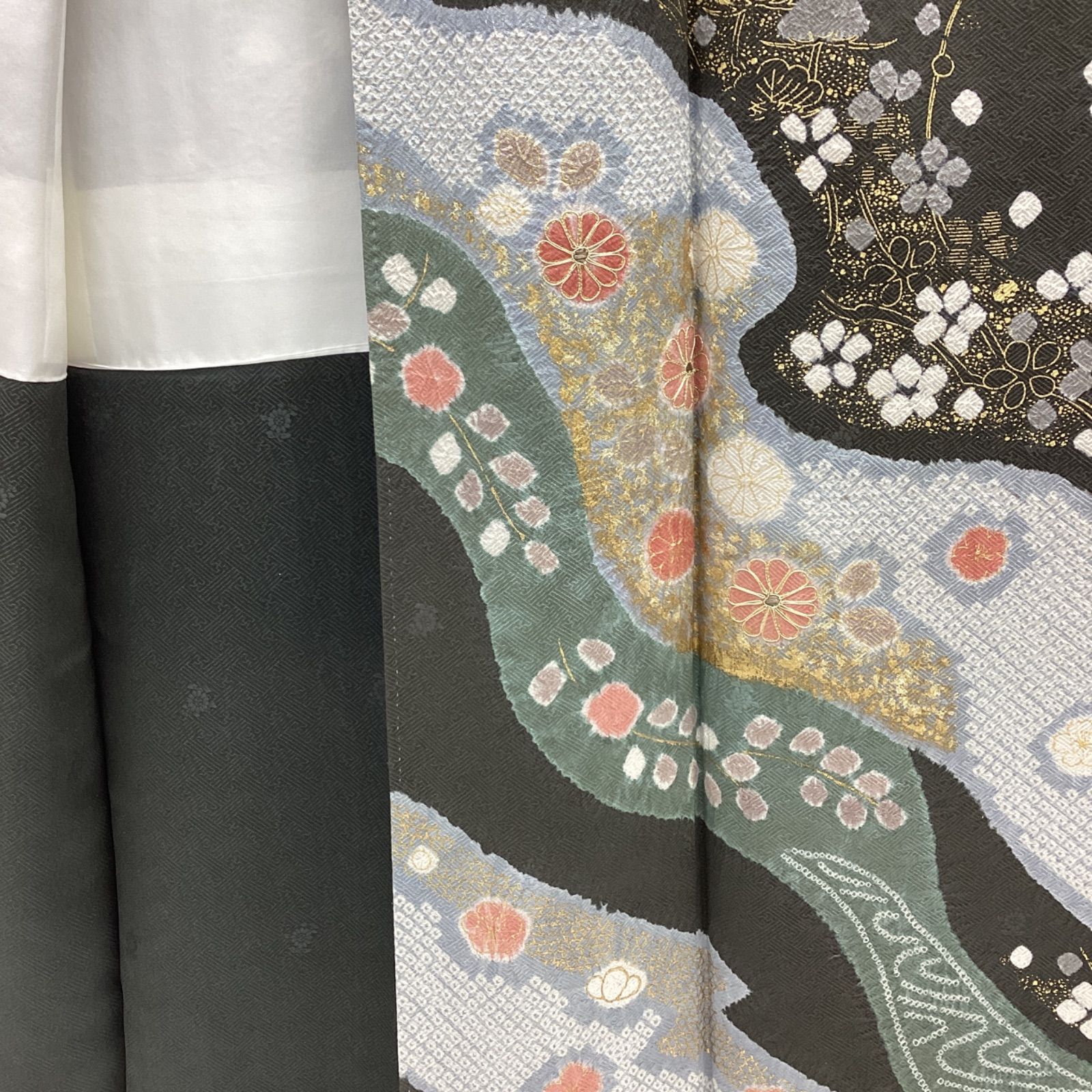 中古品 袷着物 訪問着 相済茶色 絞り 金彩 金コマ刺繍 正絹 裄64 R800