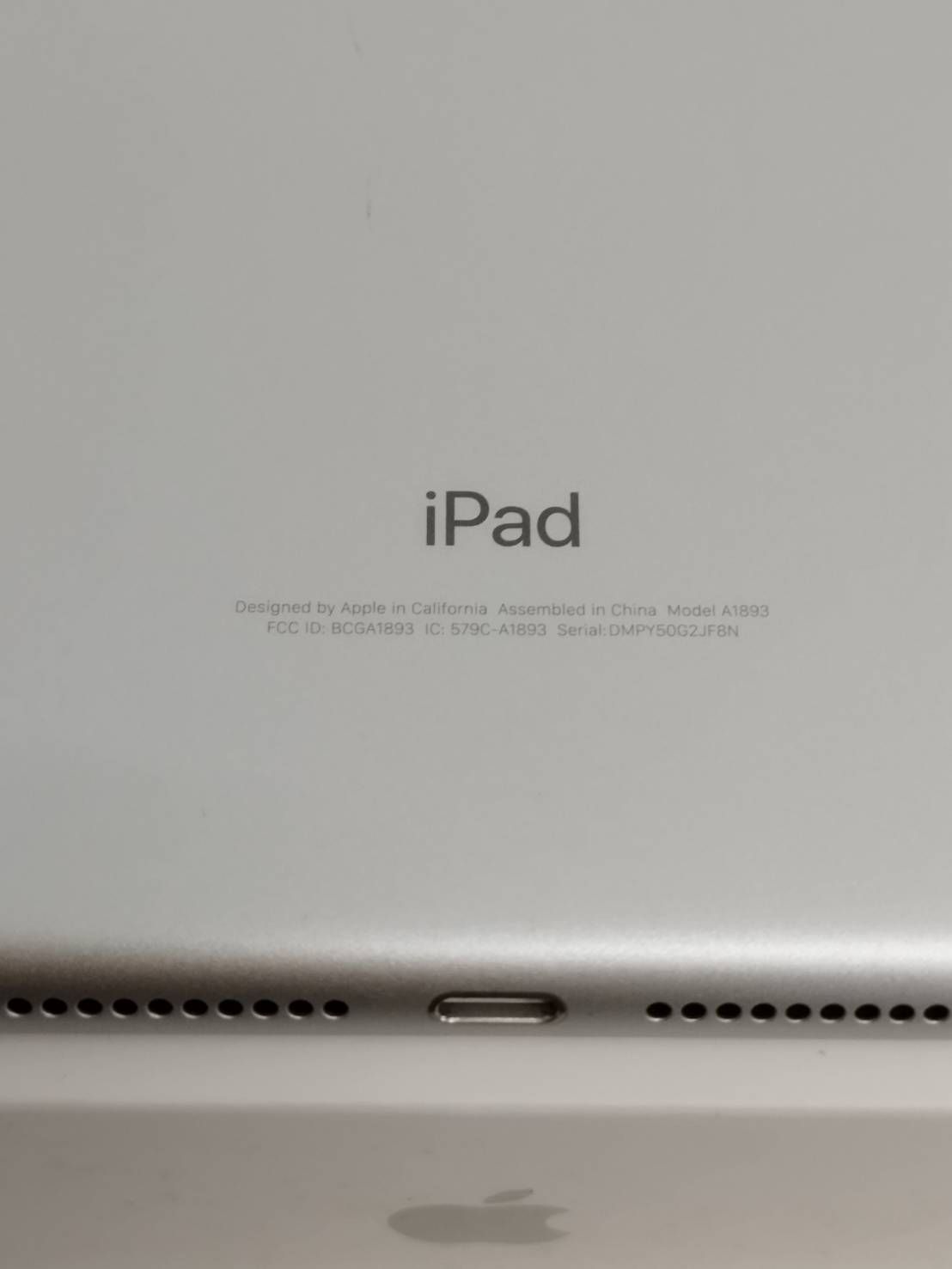 Wi-Fiモデル】iPad 第6世代/A1893/128GB/シルバー〈MR7K2J/A