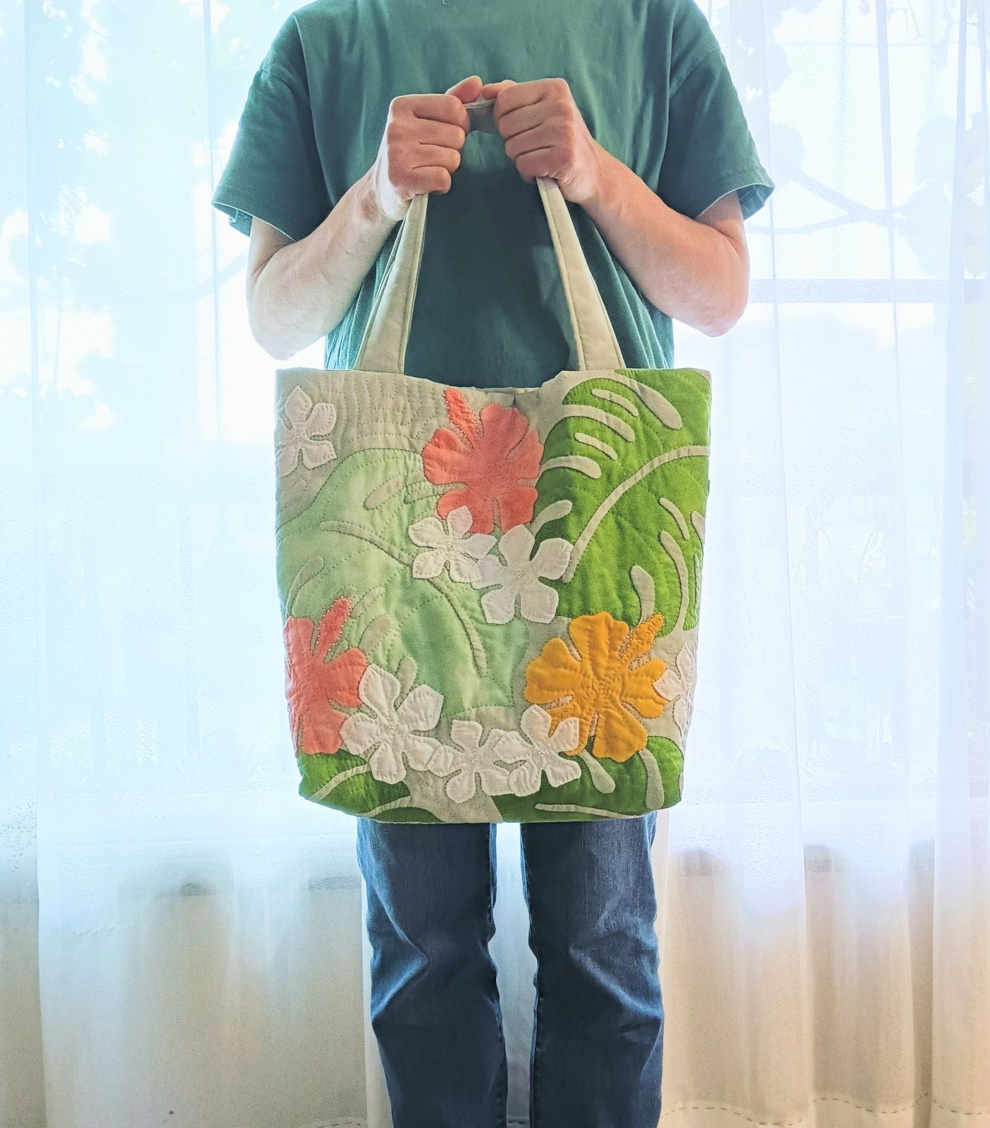 ハワイアンキルト◆トートバッグ◆ハイビスカス、プルメリア◆ハンドメイド ハワイアンキルトトートバッグ モンステラ ハイビスカス プルメリア