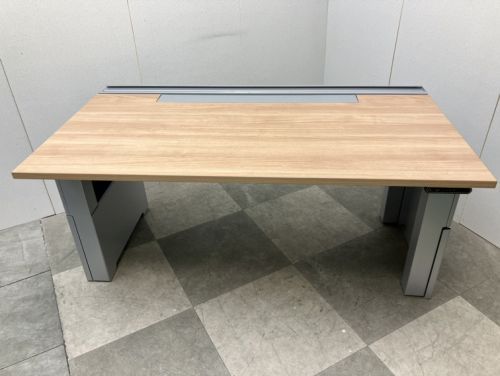 【中古品】コクヨ シークエンスシリーズ 1450電動昇降デスク SDB-SE15F6 ナチュラル