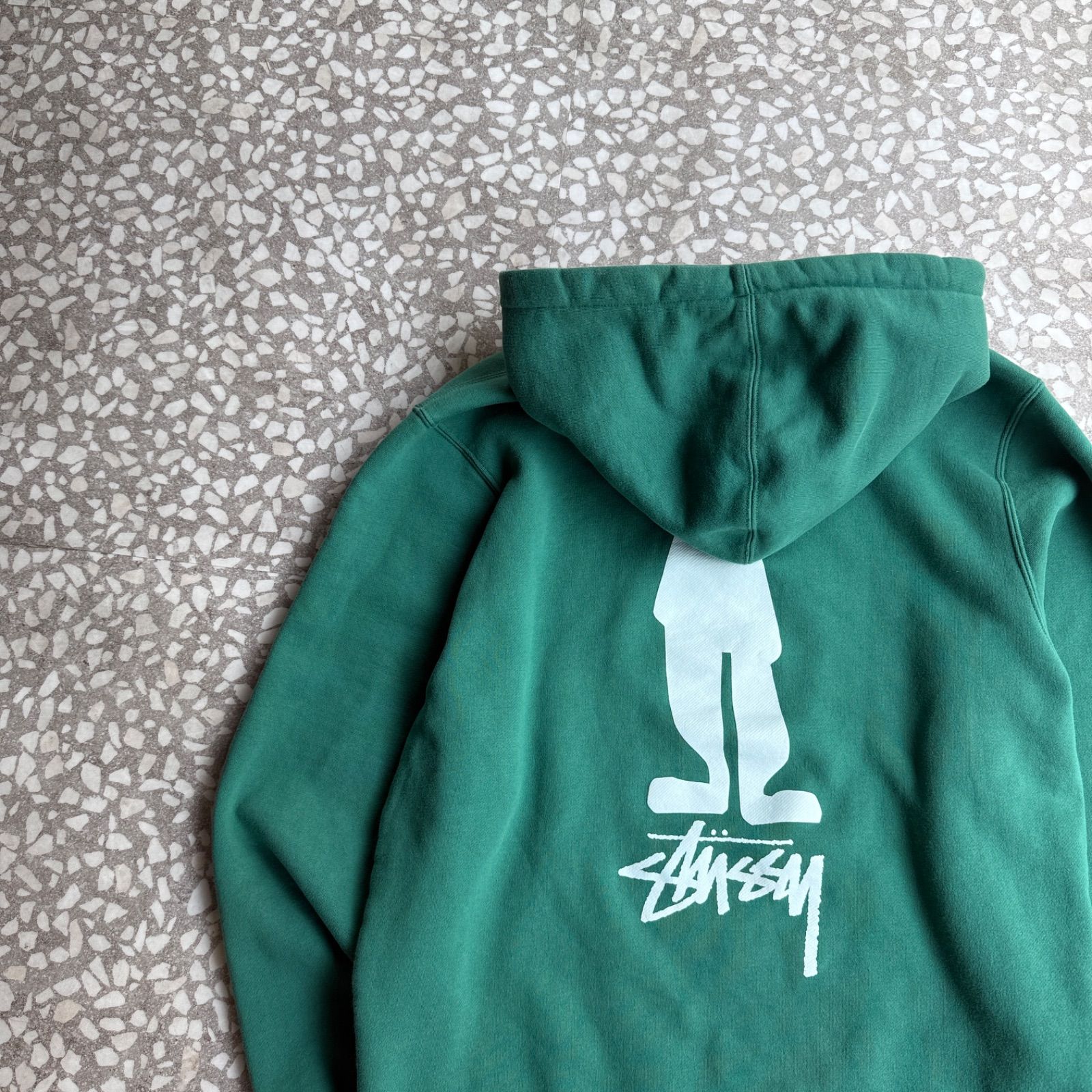 STUSSY / shadowman hoodie sizeM ステューシー　シャドーマン　バックプリント　肉厚フーディー　パーカー　プルオーバー　緑　ストリート　sk8