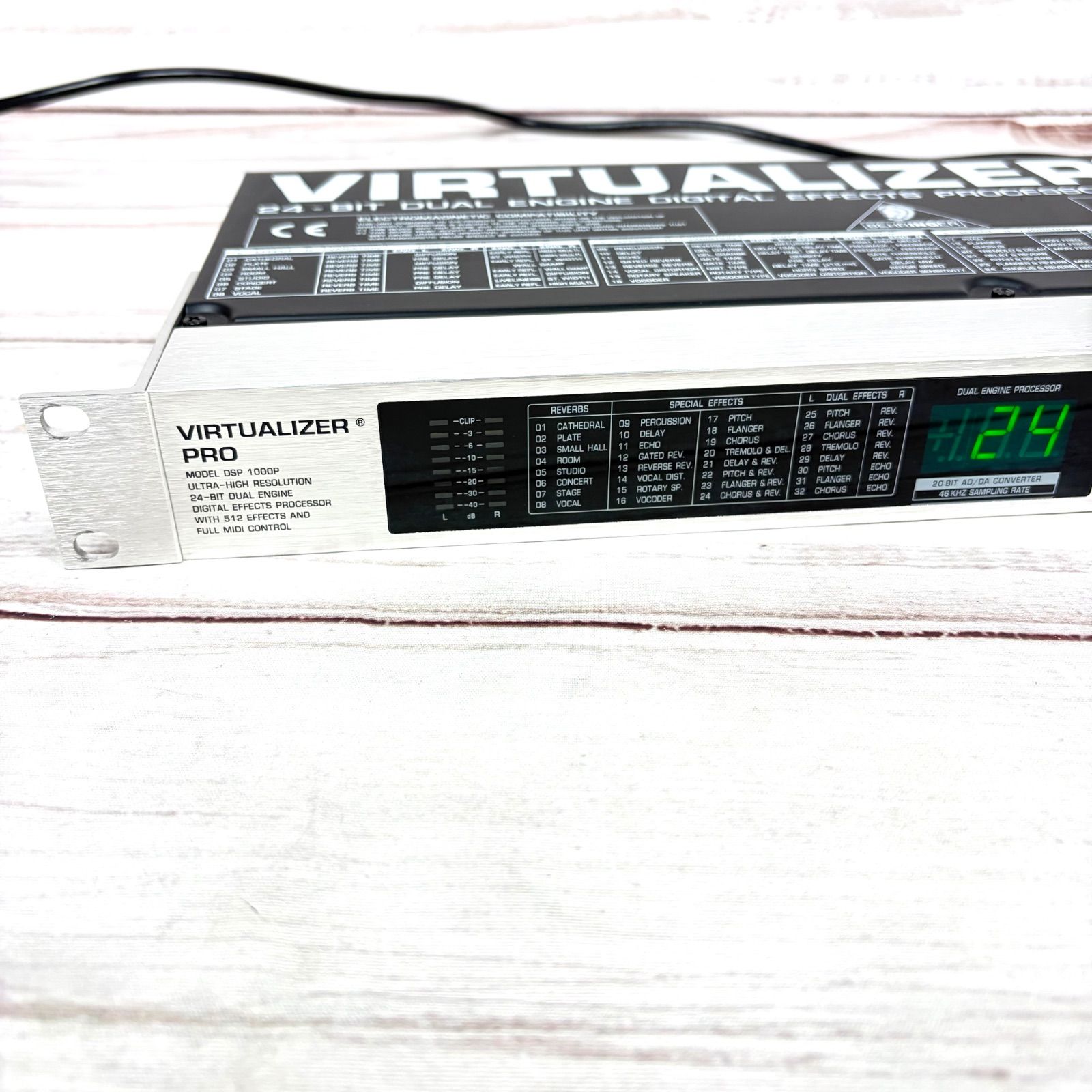 BEHRINGER DIGITAL EFFECTS PROCESSOR DSP 1000P ベリンガー マルチ
